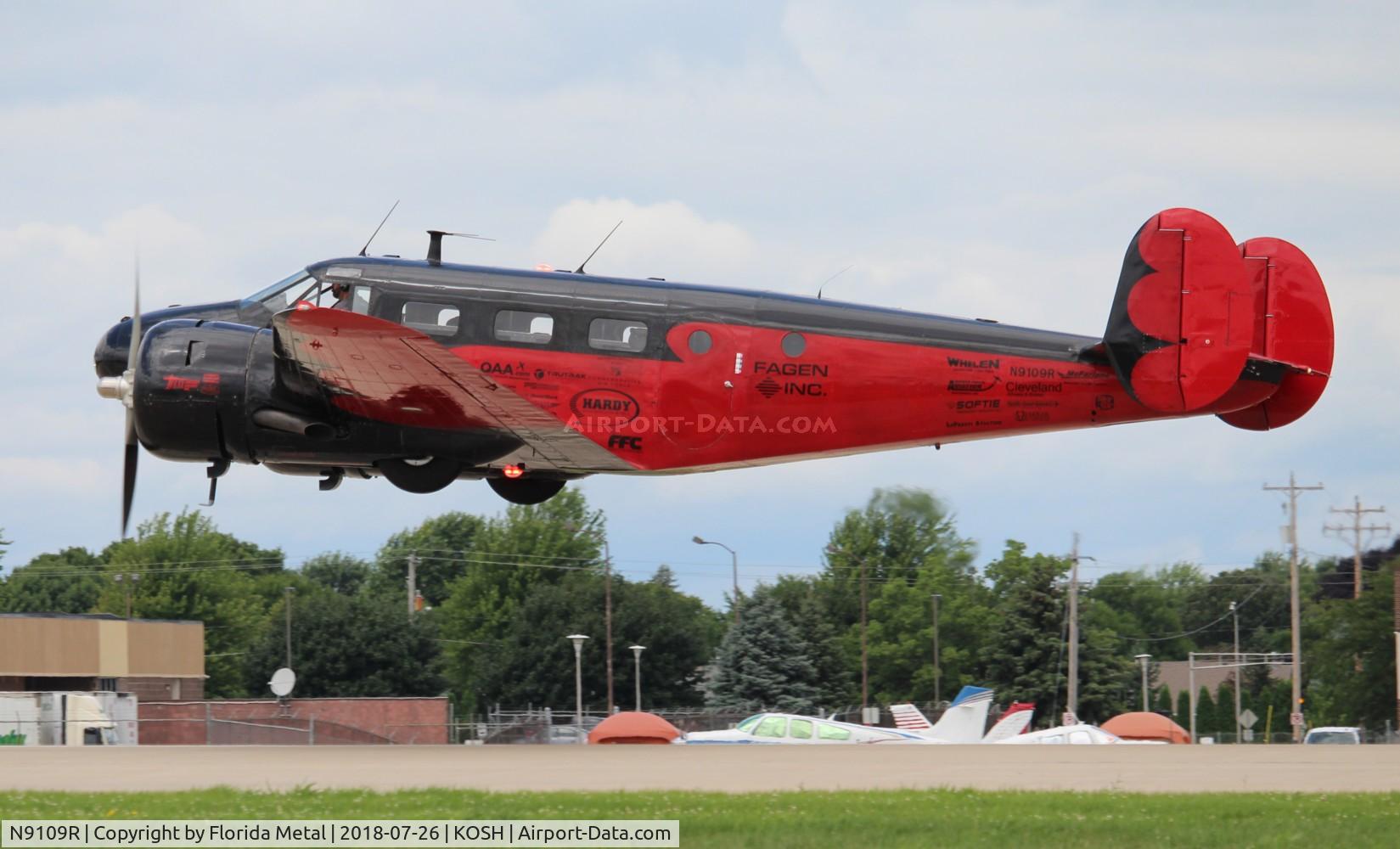N9109R, 1943 Beech C18S (AT-7C) C/N 4383 (5676), Beech 18