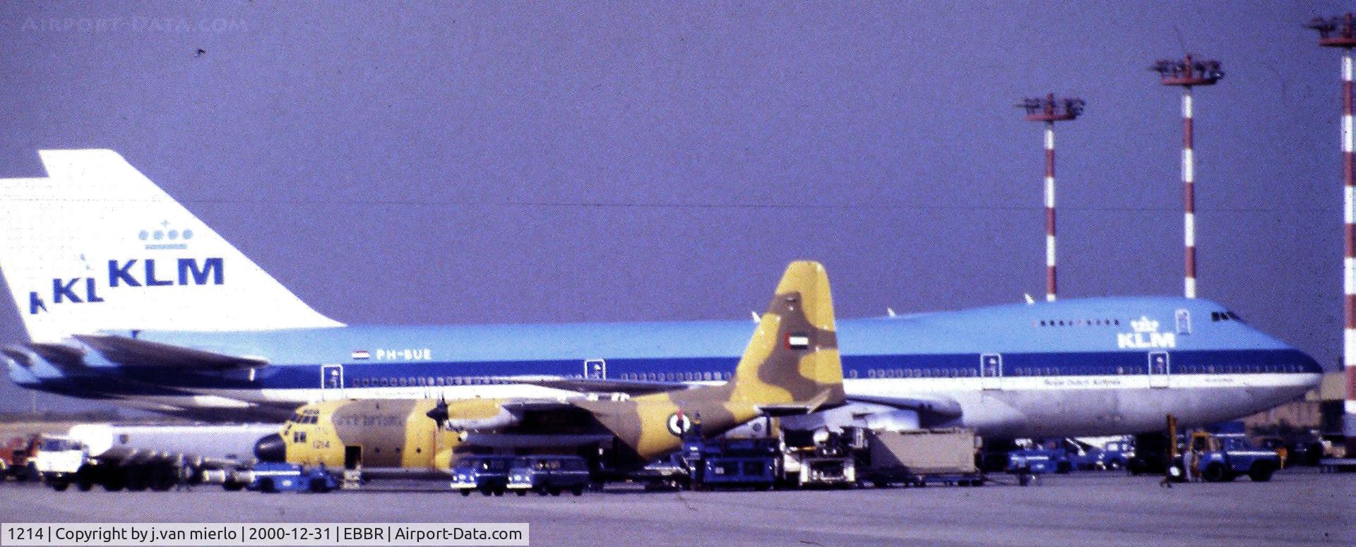 1214, 1991 Lockheed C-130H Hercules C/N 382-4882, Next to a number of KLM diversions from AMS parked at BRUCARGO EBBR'80s