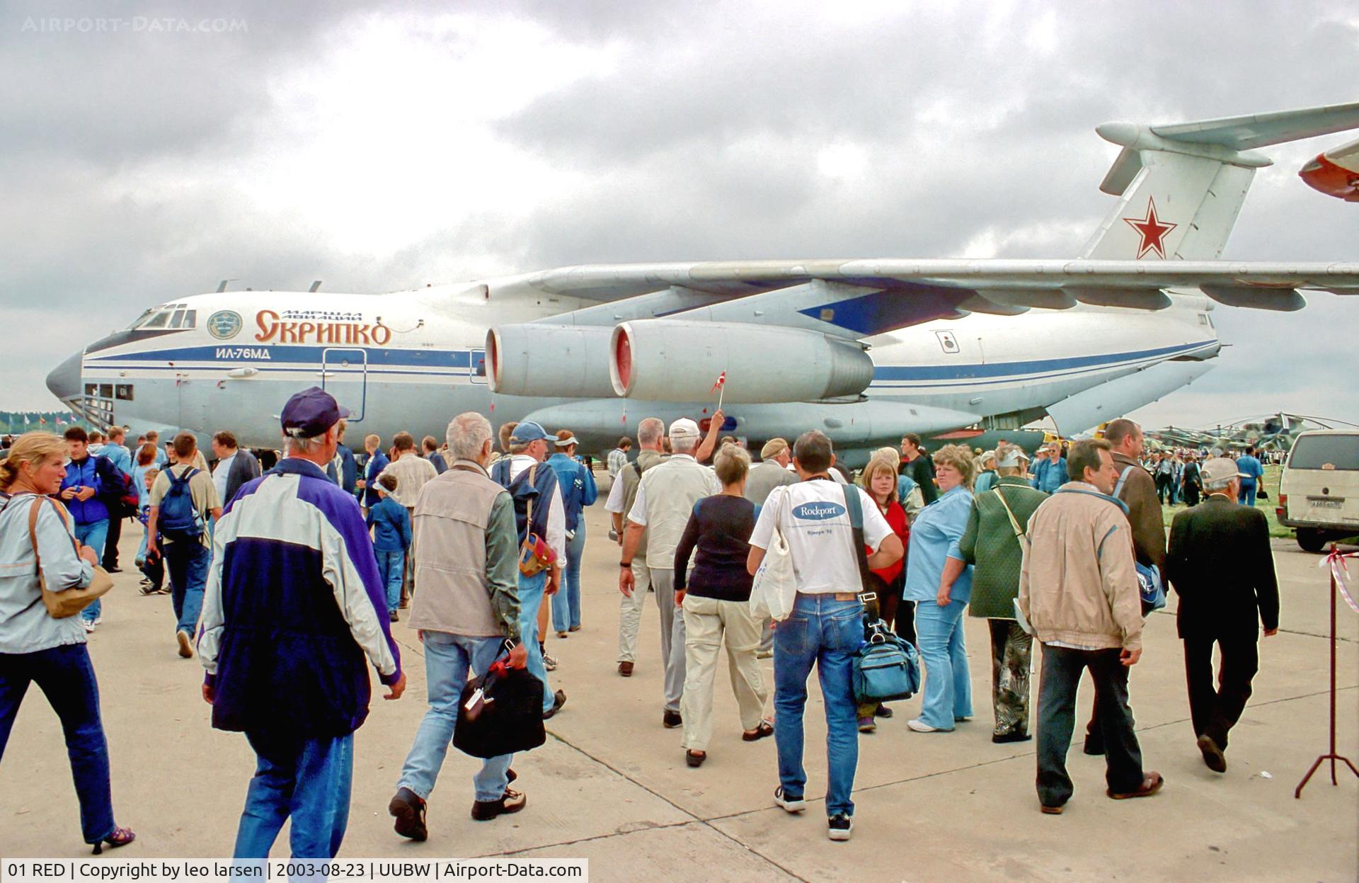 01 RED, 1990 Ilyushin Il-76MD C/N 1003401024, Zhukovsky 23.8.2003