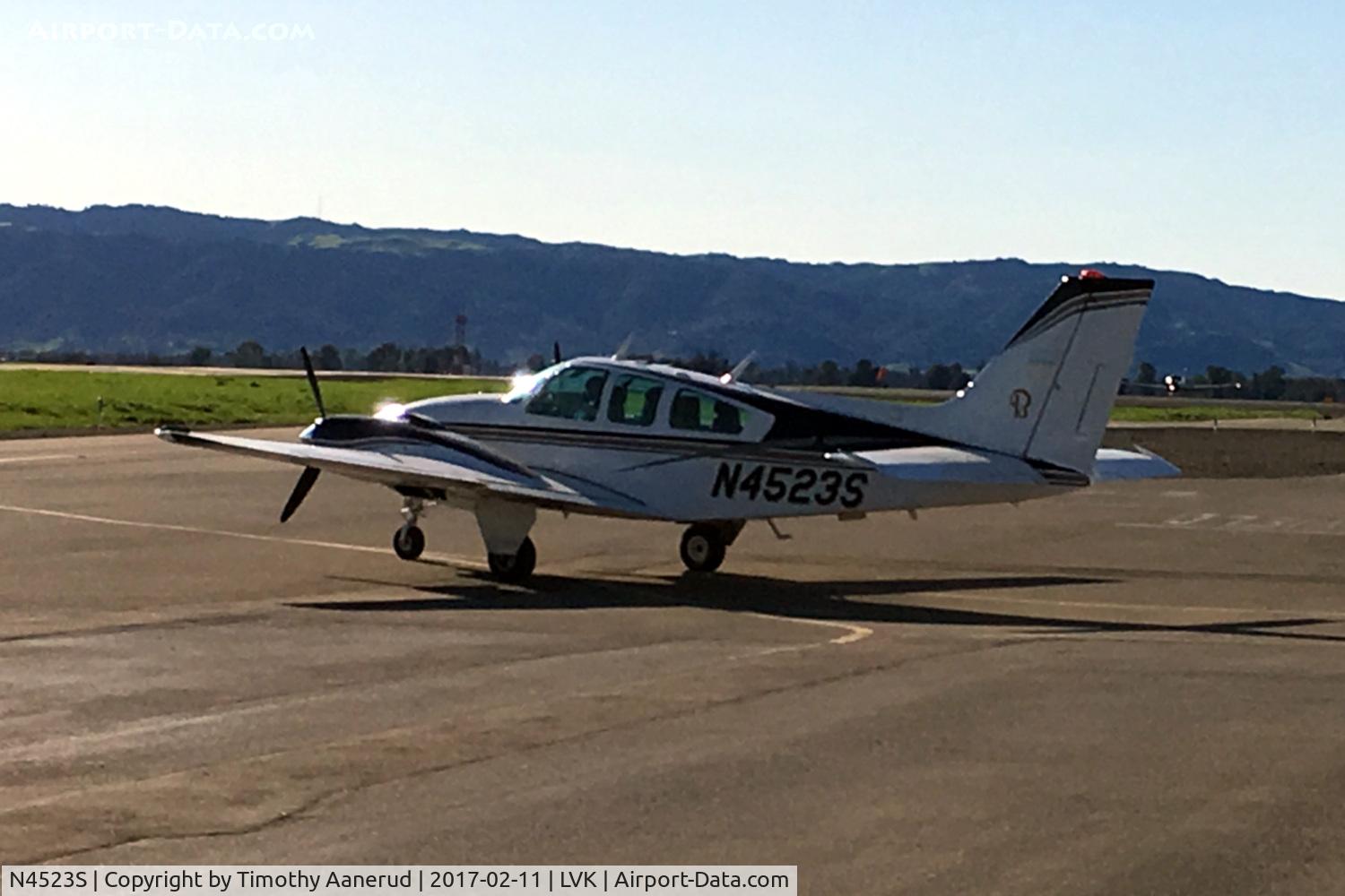 N4523S, 1976 Beech E-55 Baron C/N TE-1062, 1976 Beech E-55, c/n: TE-1062