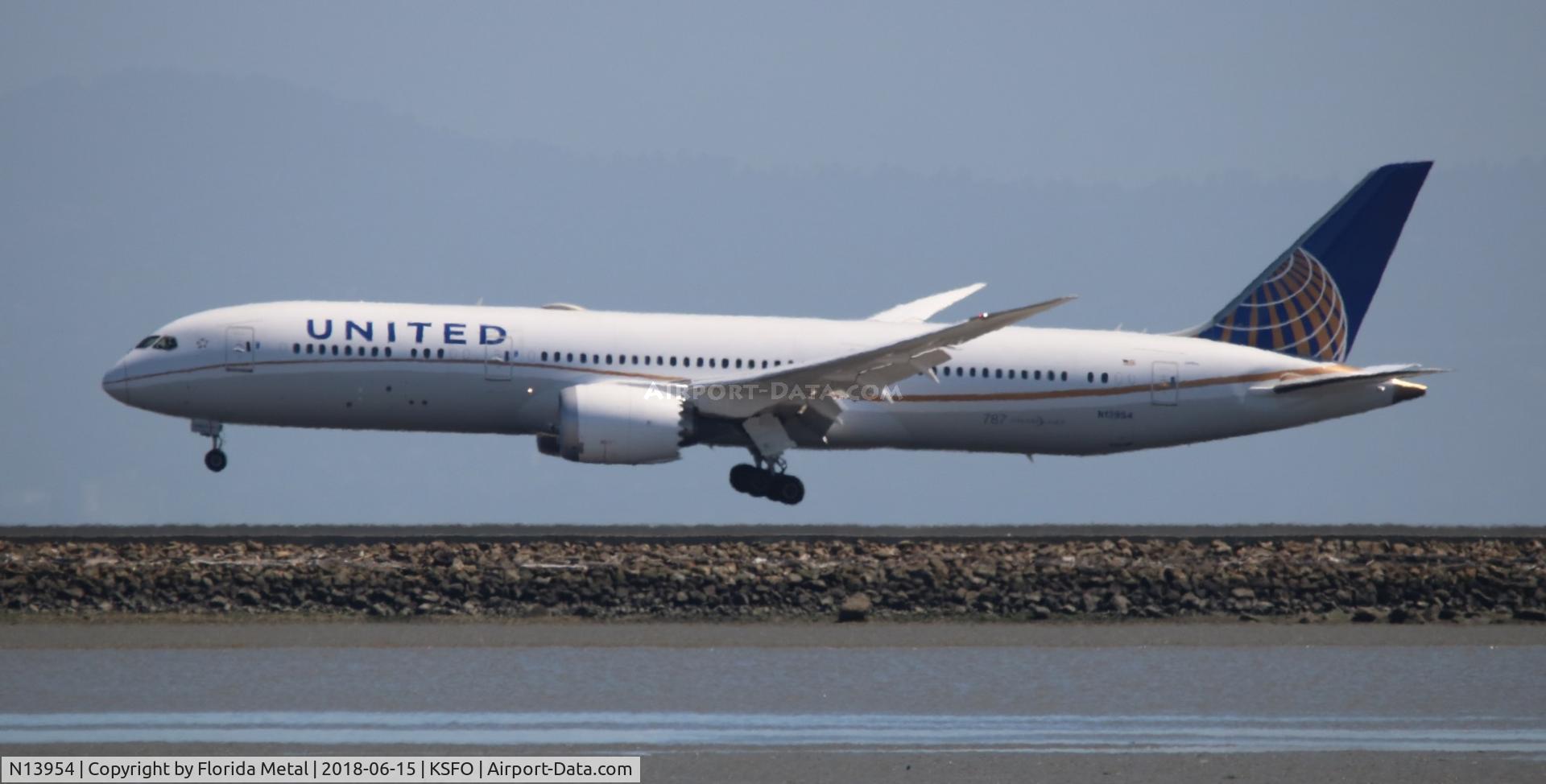 N13954, 2015 Boeing 787-9 Dreamliner C/N 36405, United