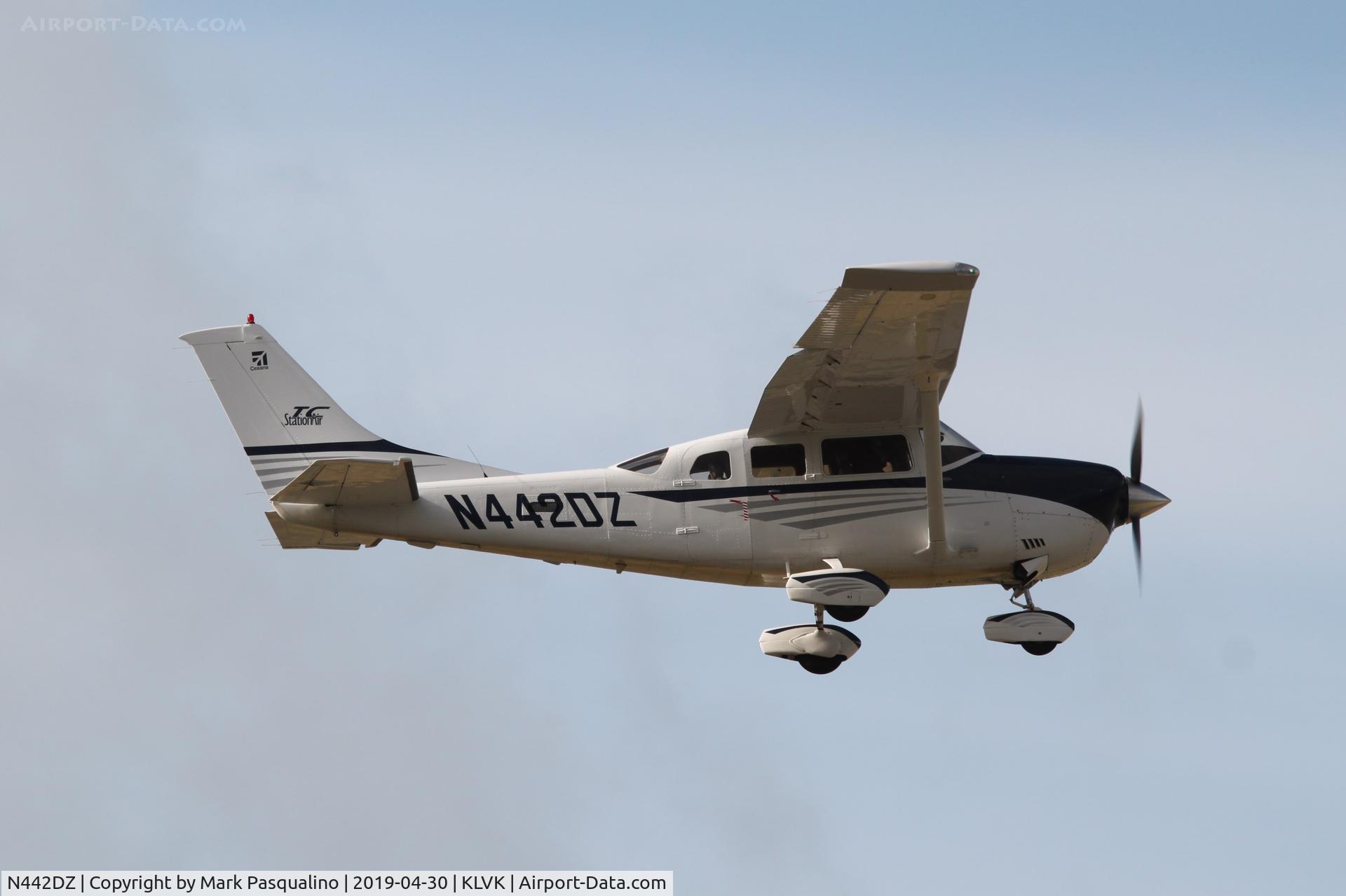 N442DZ, 2004 Cessna T206H Turbo Stationair C/N T20608453, Cessna T206H