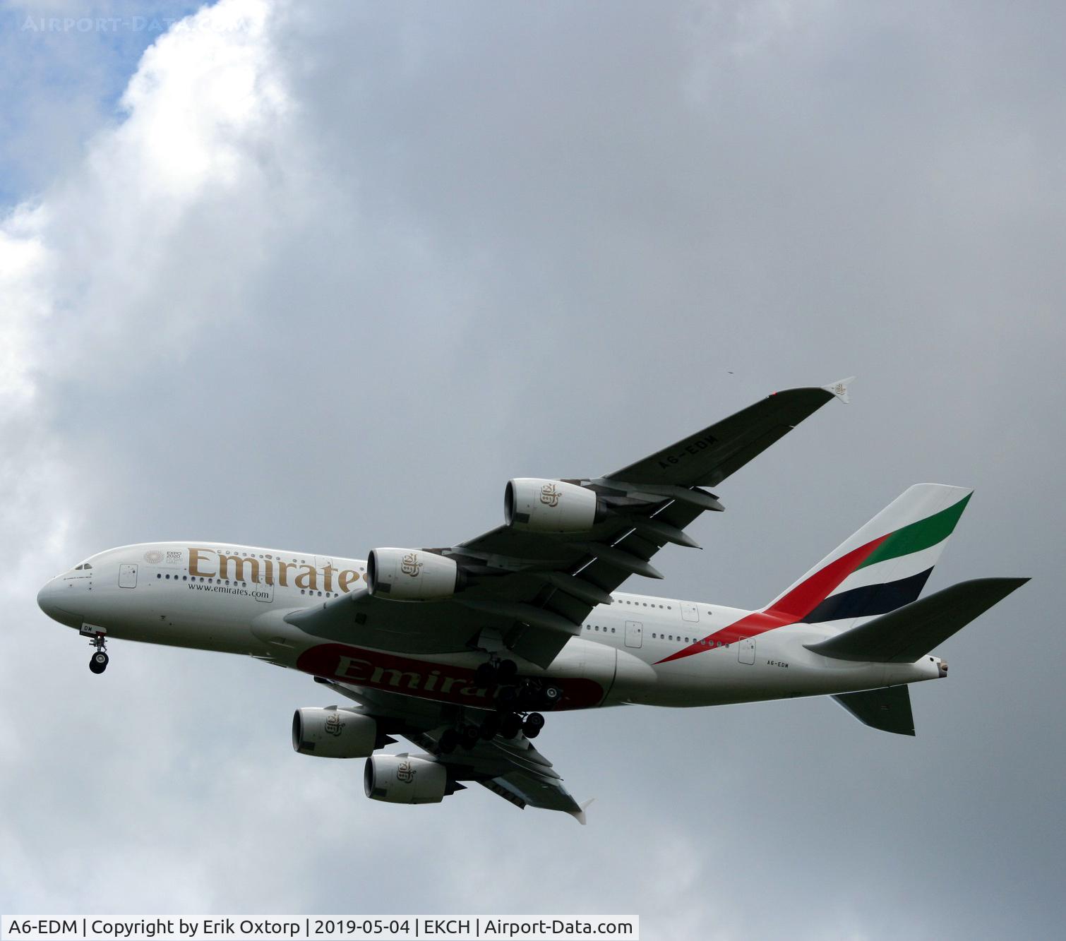 A6-EDM, 2010 Airbus A380-861 C/N 042, A6-EDM landing rw 04L