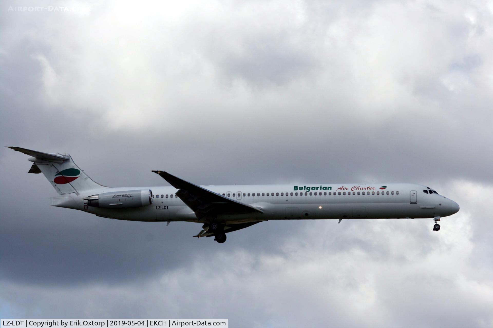 LZ-LDT, 1991 McDonnell Douglas MD-82 (DC-9-82) C/N 53058/1927, LZ-LDT landing rw 04L
