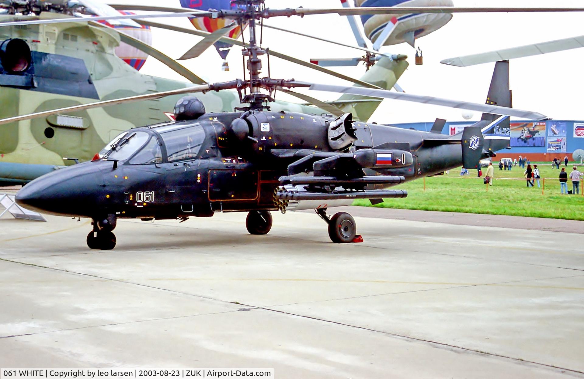 061 WHITE, Kamov Ka-52 Alligator C/N 87980006003, ZUK Moscow Air Show 23.8.2003