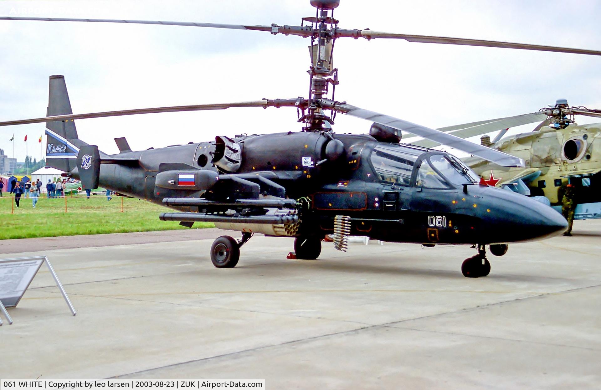 061 WHITE, Kamov Ka-52 Alligator C/N 87980006003, Zhukovsky Moscow Air Show 23.8.2003