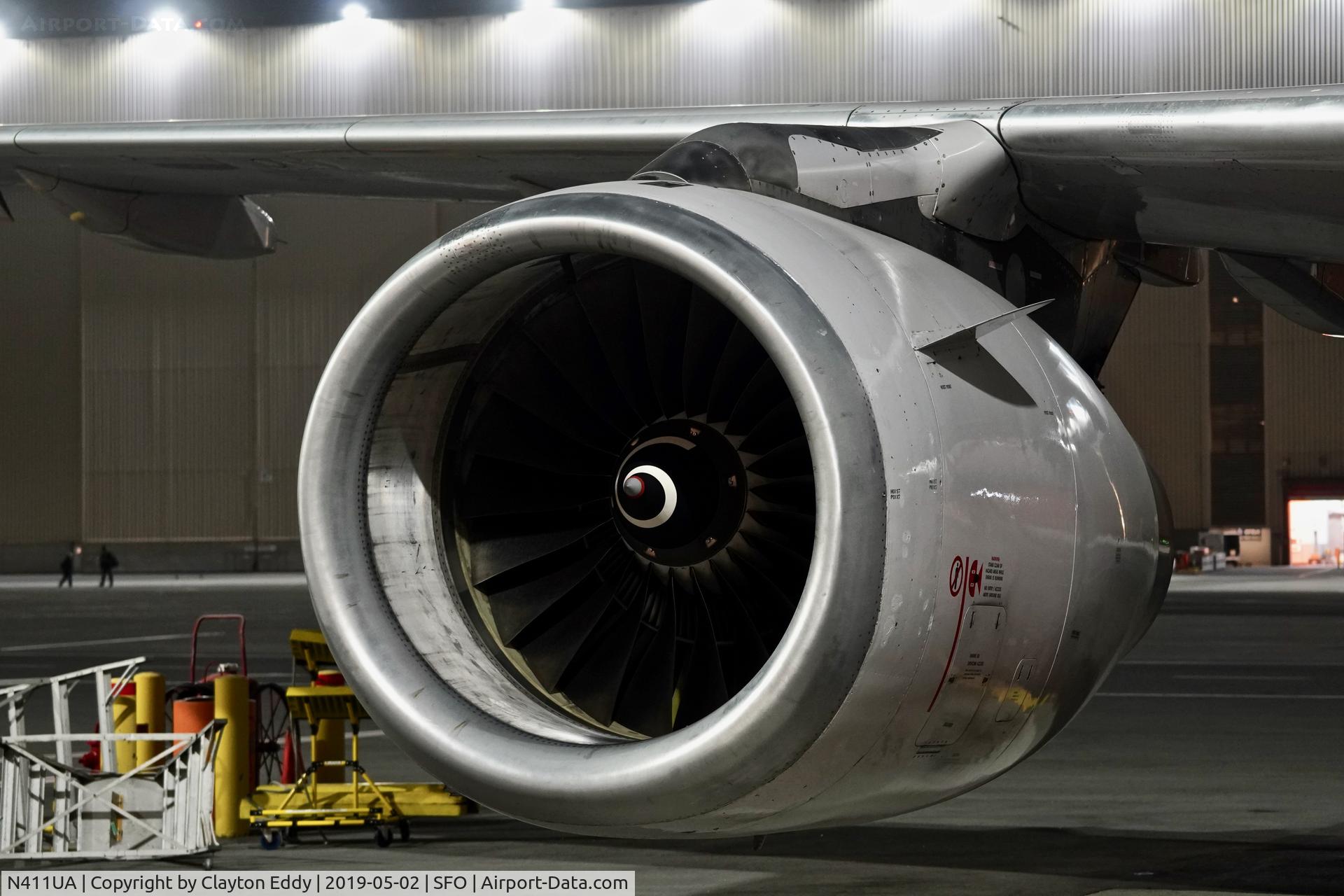 N411UA, 1994 Airbus A320-232 C/N 464, SFO 2019.