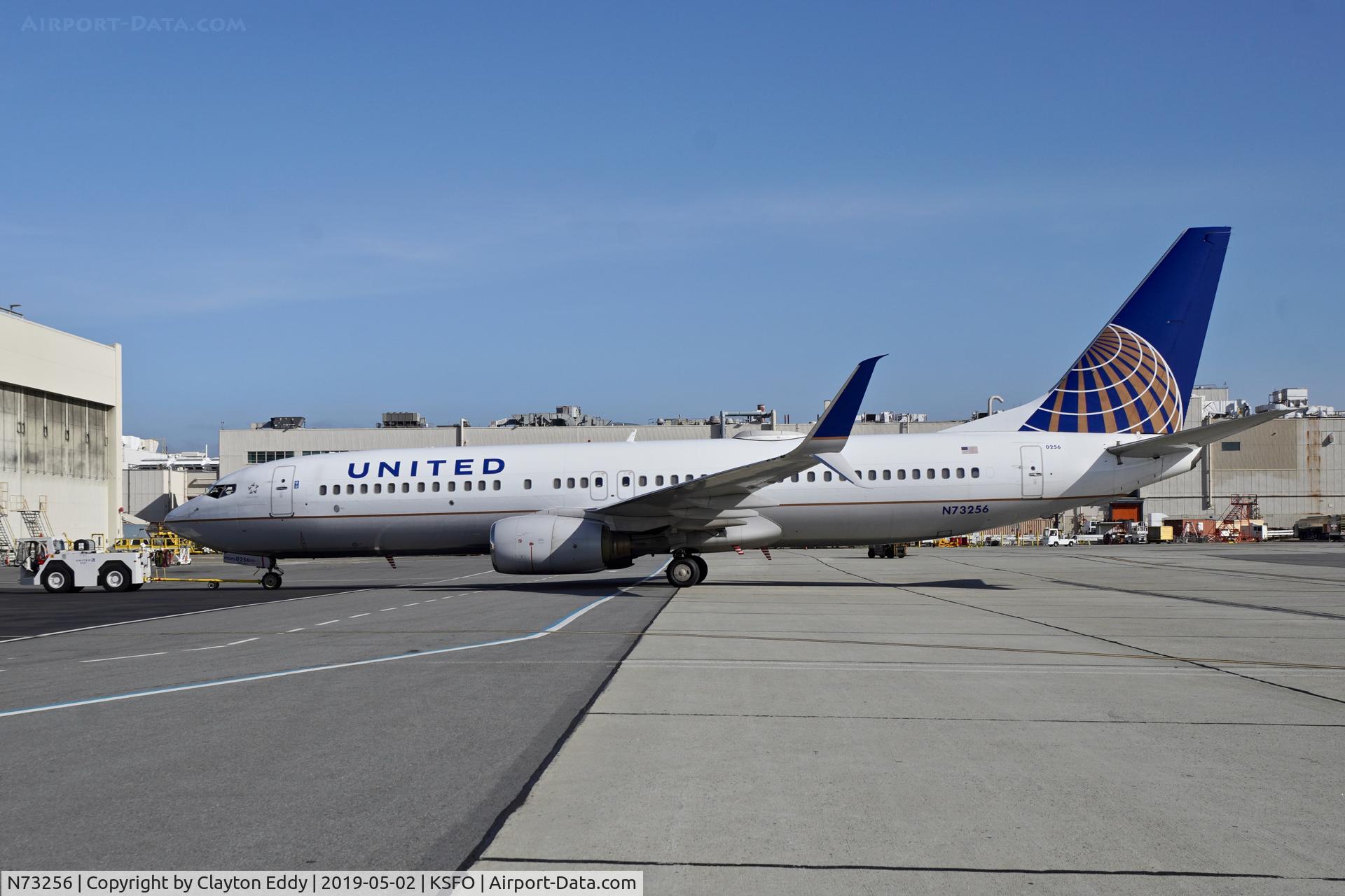 N73256, 2000 Boeing 737-824 C/N 30611, SFO  2019.