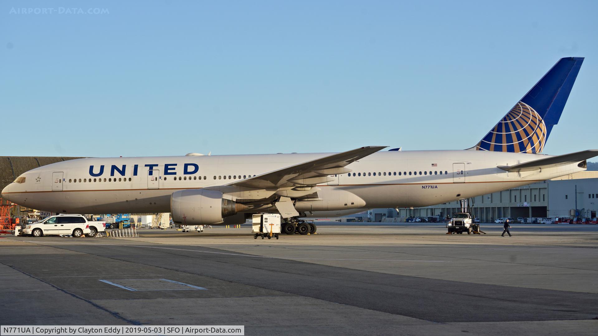 N771UA, 1995 Boeing 777-222 C/N 26932, SFO 2019.