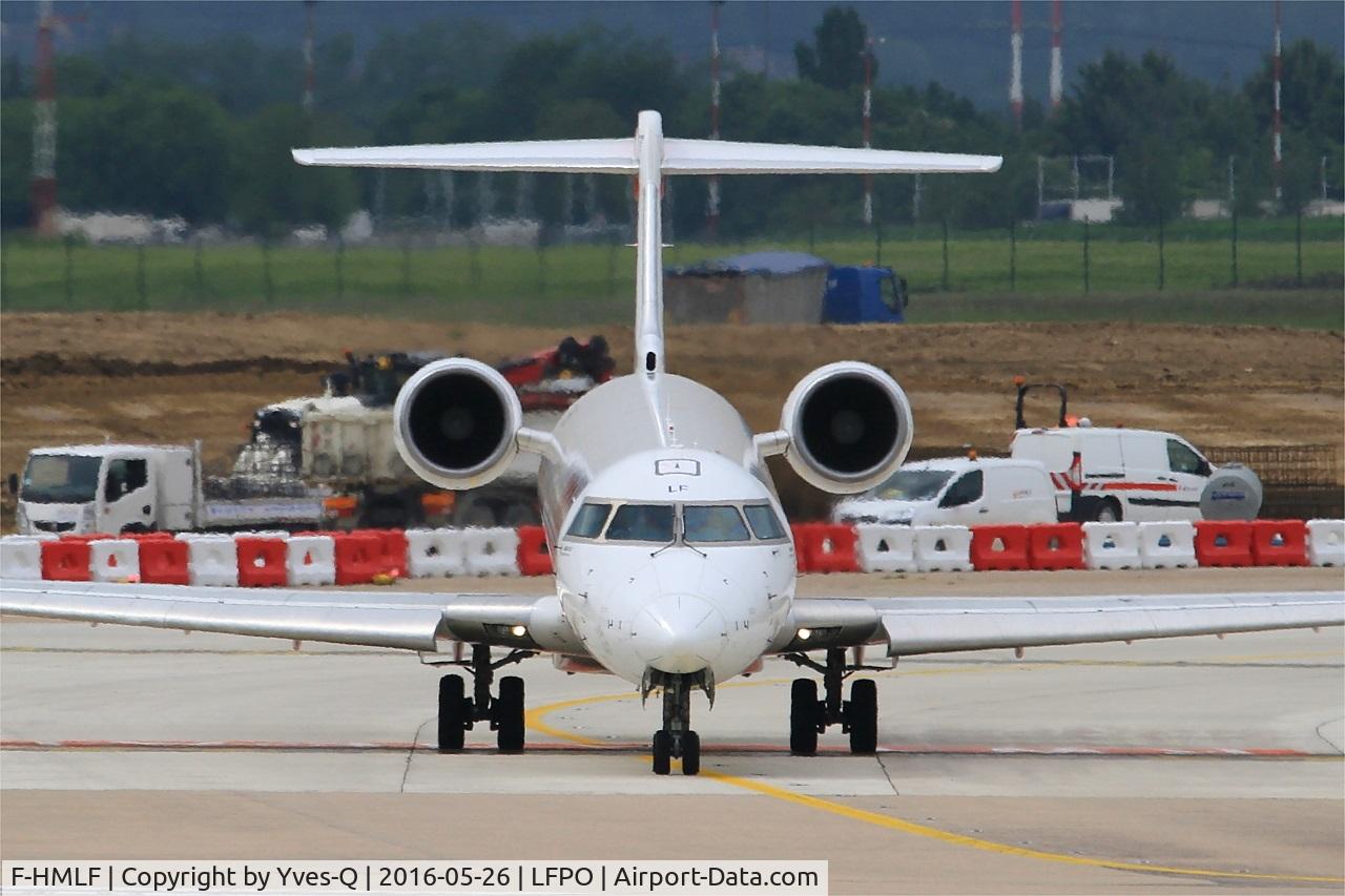 F-HMLF, 2010 Bombardier CRJ-1000EL NG (CL-600-2E25) C/N 19010, Bombardier CRJ-1000, Taxiing to holding point rwy 08, Paris-Orly Airport (LFPO-ORY)