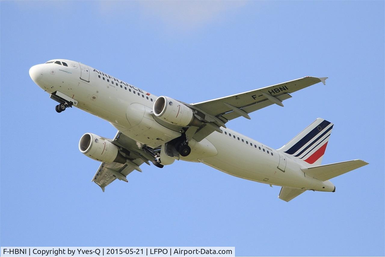 F-HBNI, 2011 Airbus A320-214 C/N 4820, Airbus A320-214, Take off Rwy 24, Paris-Orly Airport (LFPO-ORY)