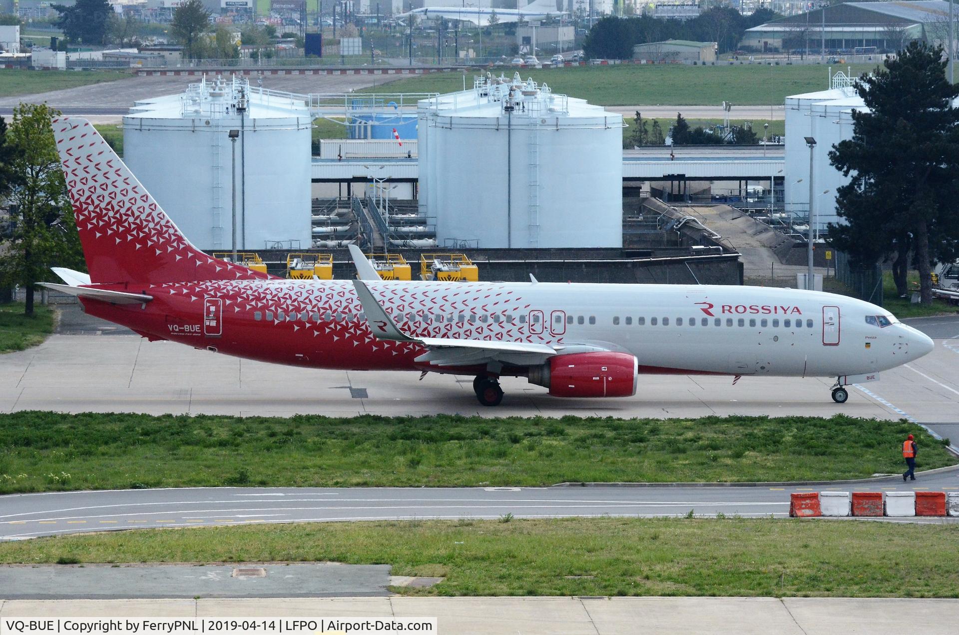 VQ-BUE, 2007 Boeing 737-8GJ C/N 34900, Rossiya B738 taxying for departure to Moscow.
