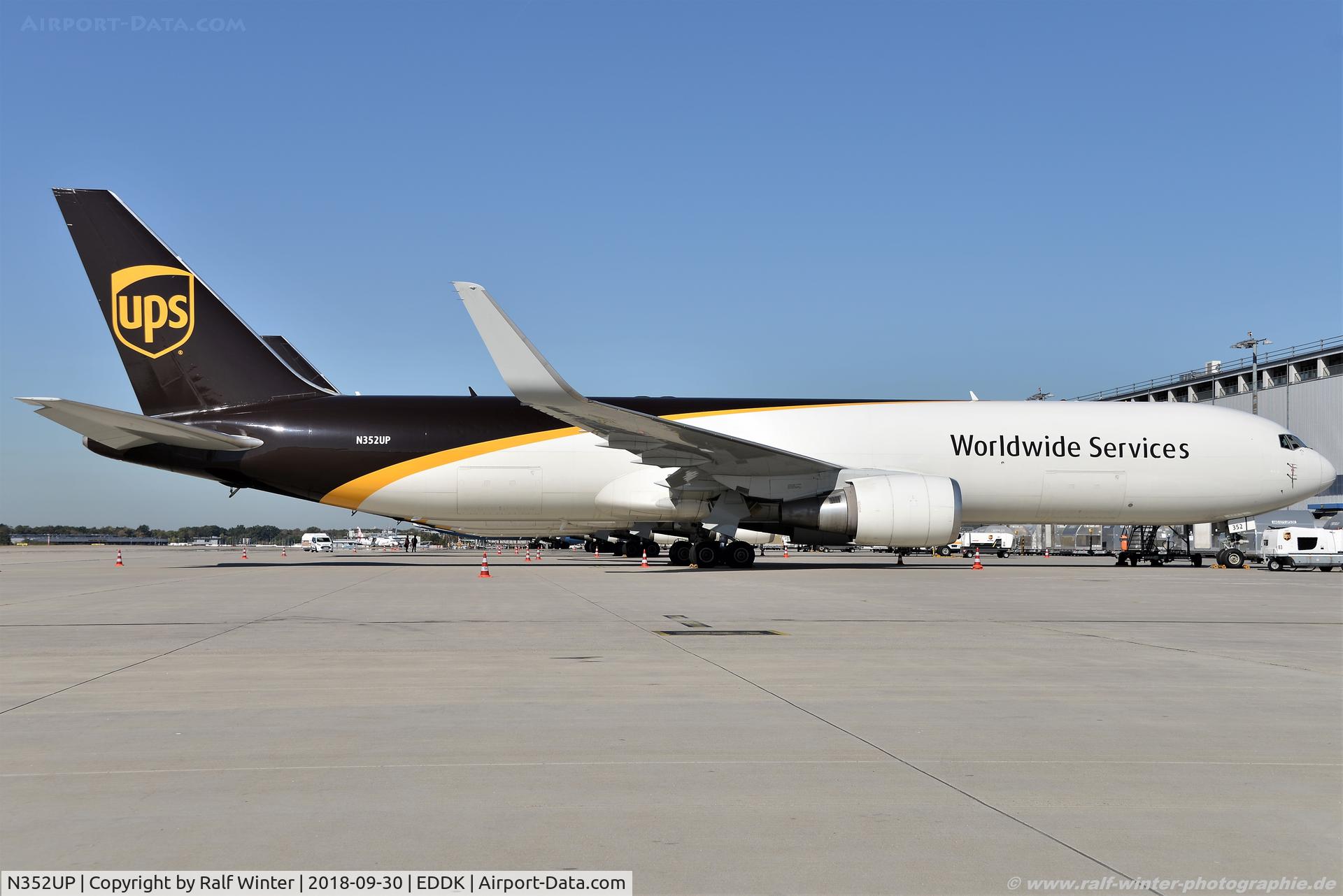 N352UP, 2012 Boeing 767-34AF/ER C/N 37875, Boeing 767-34AFER - 5X UPS United Parcel Service - 37875 - N352UP - 30.09.2018 - CGN