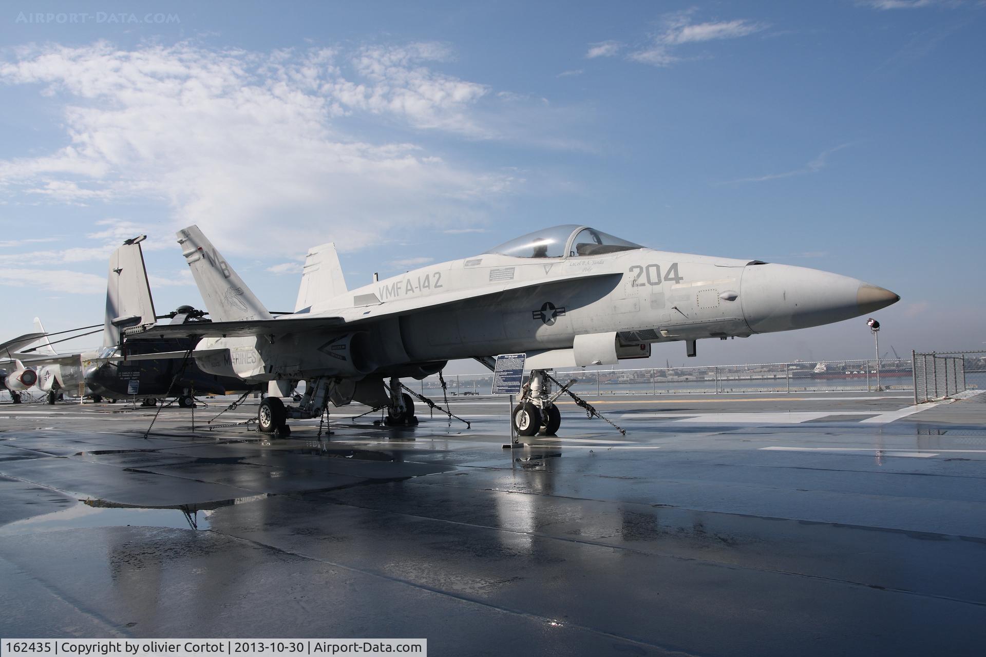 162435, McDonnell Douglas F/A-18A Hornet C/N 0278/A224, USS Yorktown
