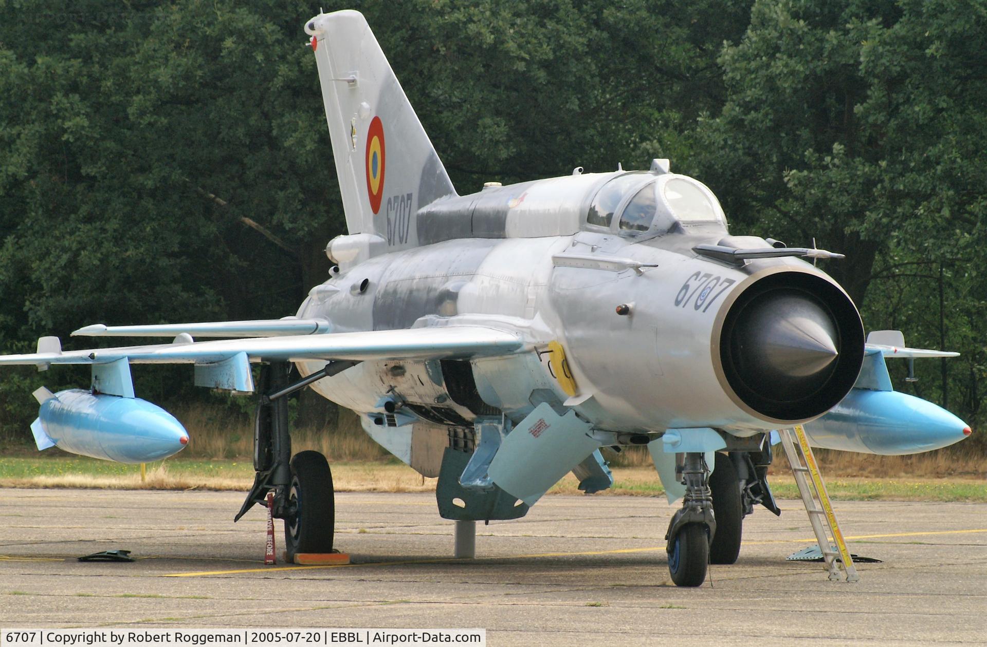 6707, Mikoyan-Gurevich MiG-21MF-75 Lancer C C/N 96006707/0520, SPOTTERSDAY.