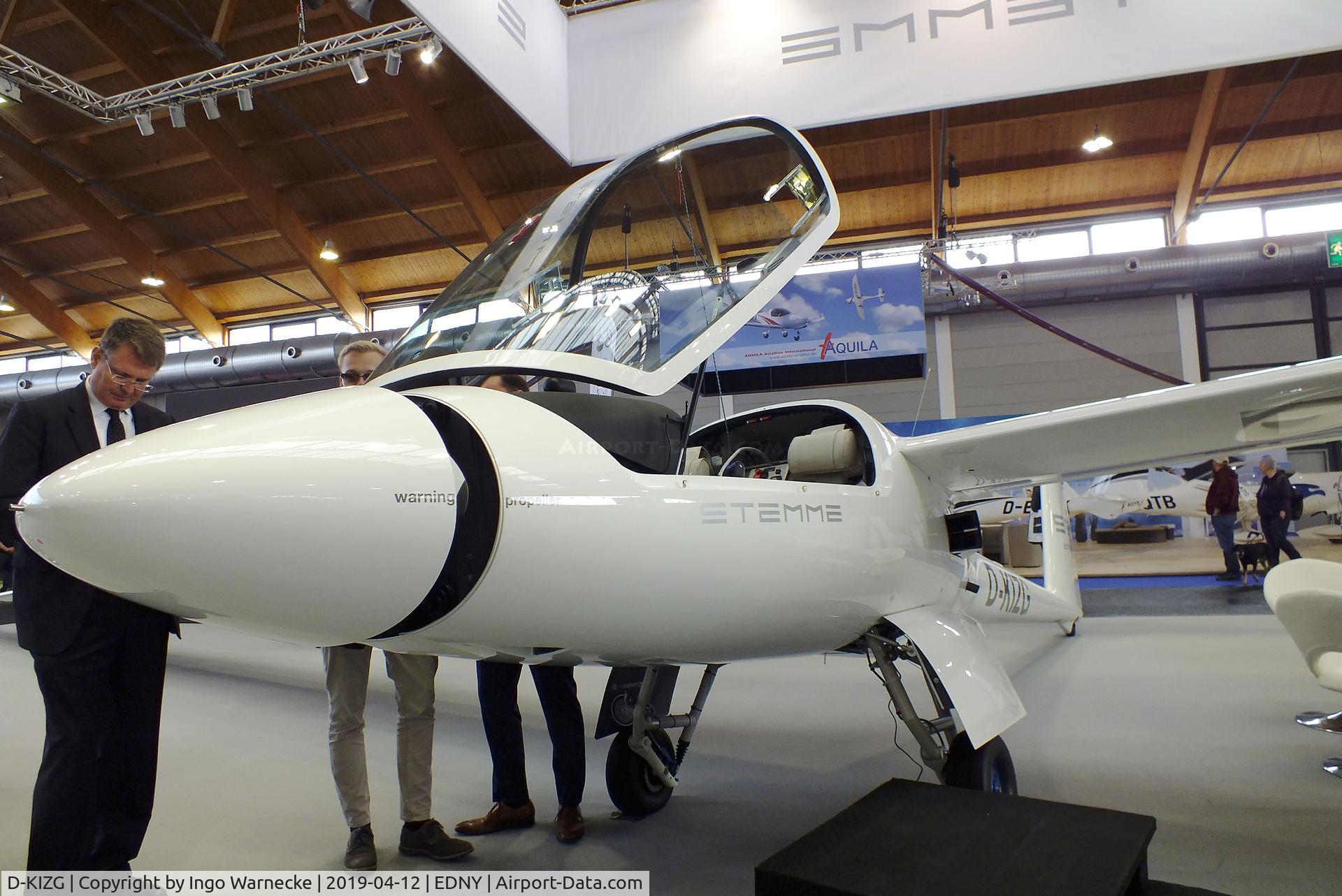 D-KIZG, Stemme S-12G Grand Tourer C/N 12-022, Stemme S-12G Grand Tourer at the AERO 2019, Friedrichshafen