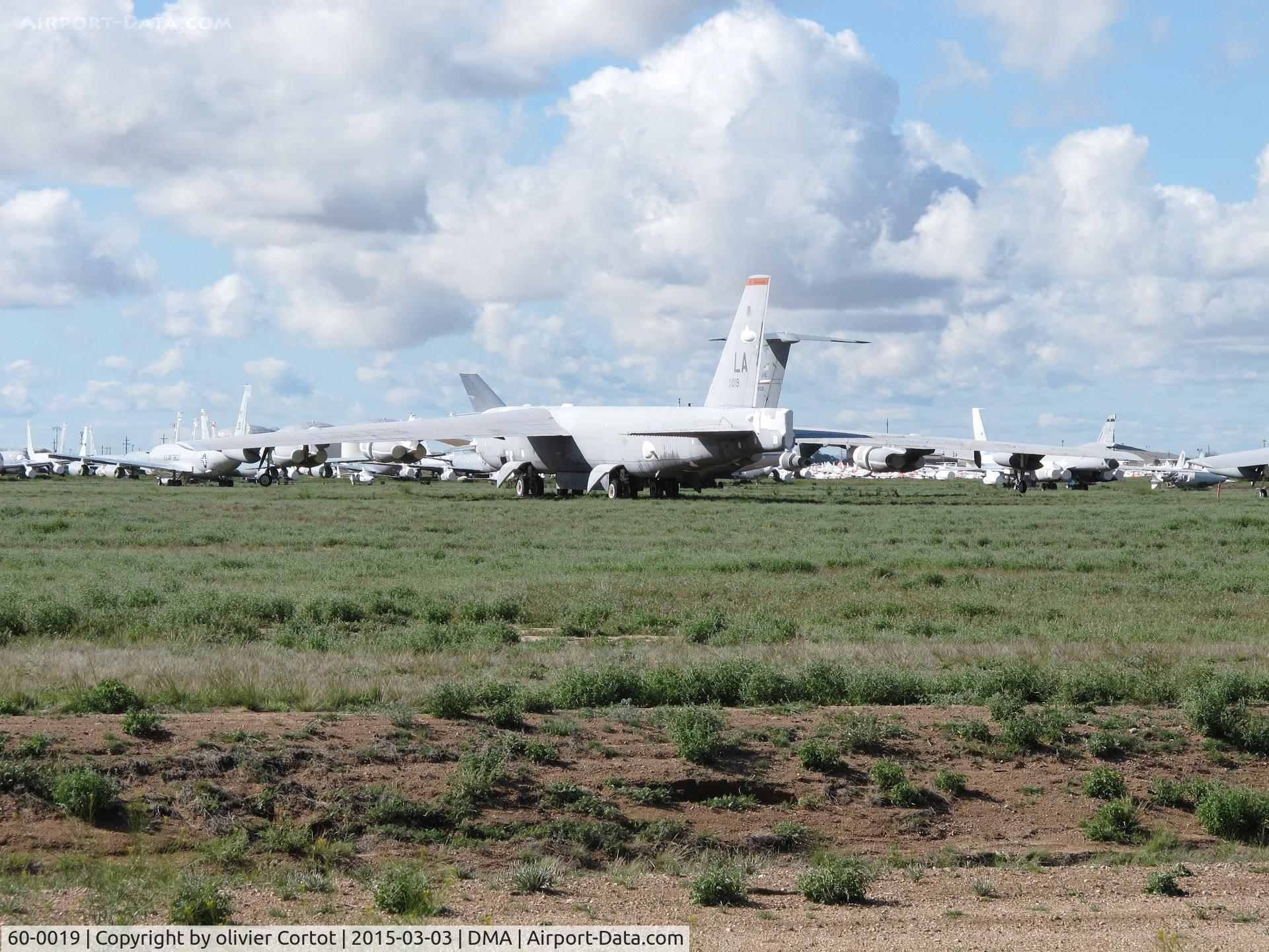 60-0019, 1960 Boeing B-52H Stratofortress C/N 464384, boneyard 2015