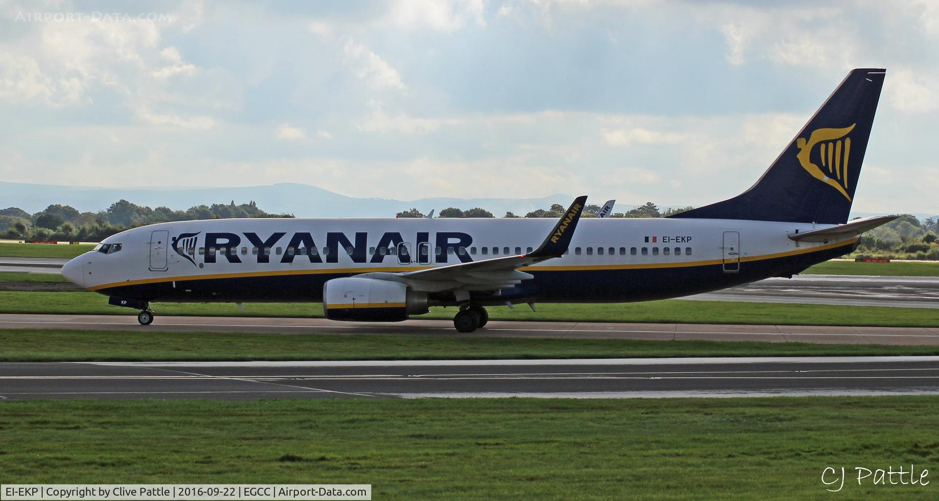 EI-EKP, 2010 Boeing 737-8AS C/N 35028, @ EGCC