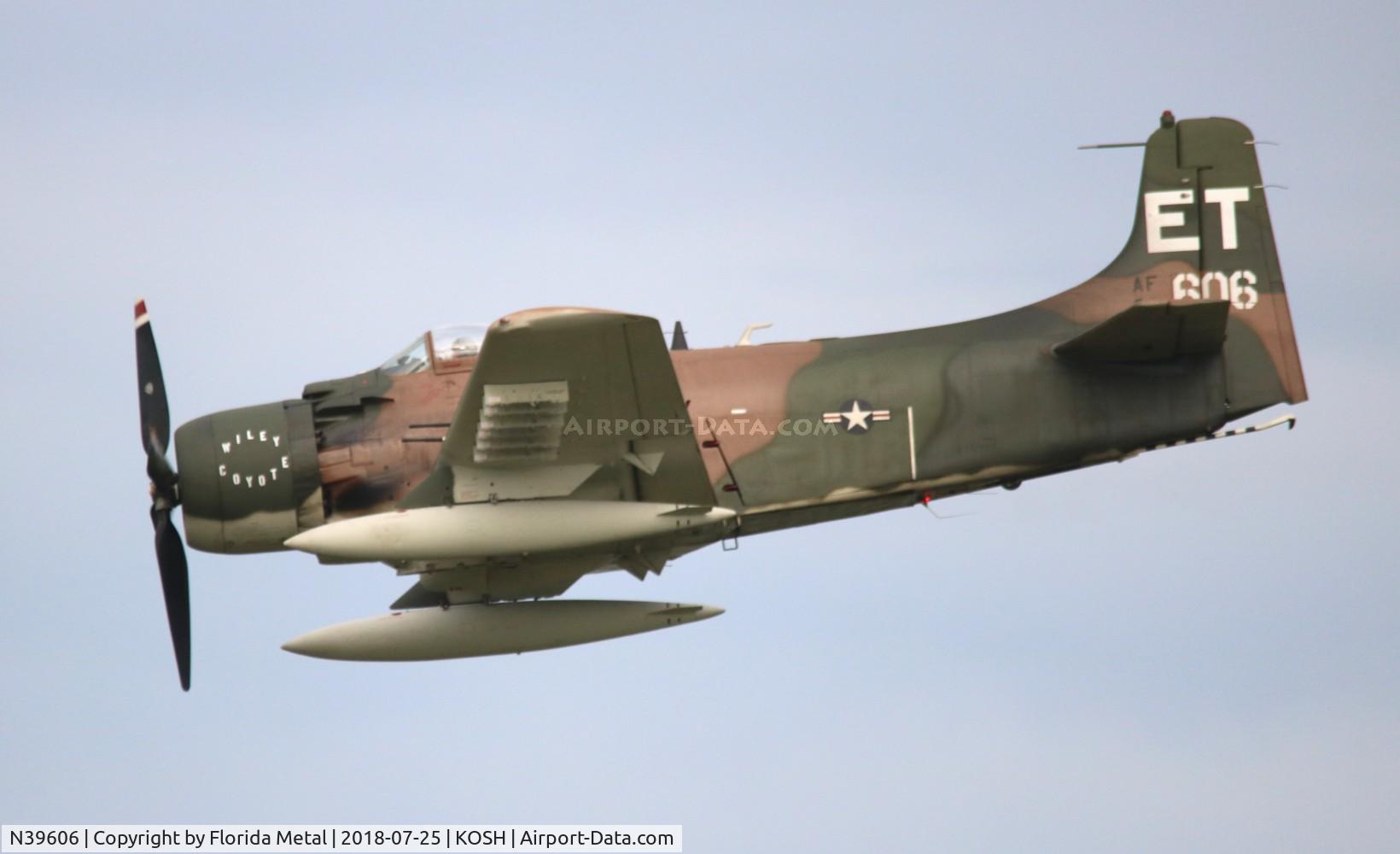 N39606, 1955 Douglas AD-6 Skyraider C/N 10838, AD-6 Skyraider
