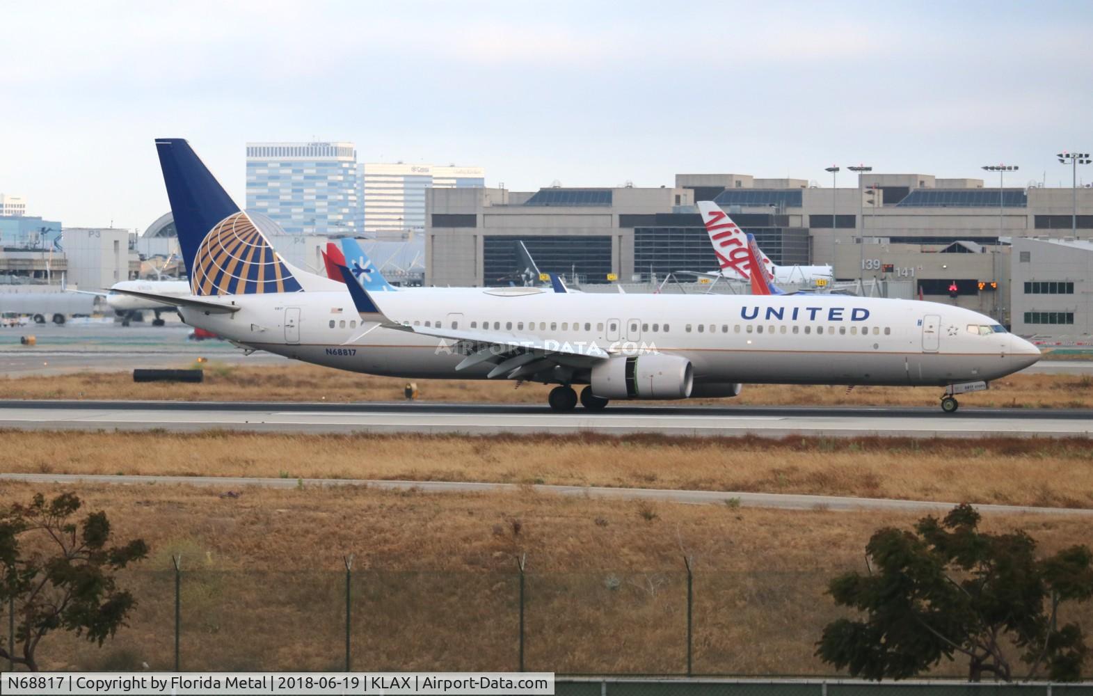 N68817, 2014 Boeing 737-924/ER C/N 42747, United