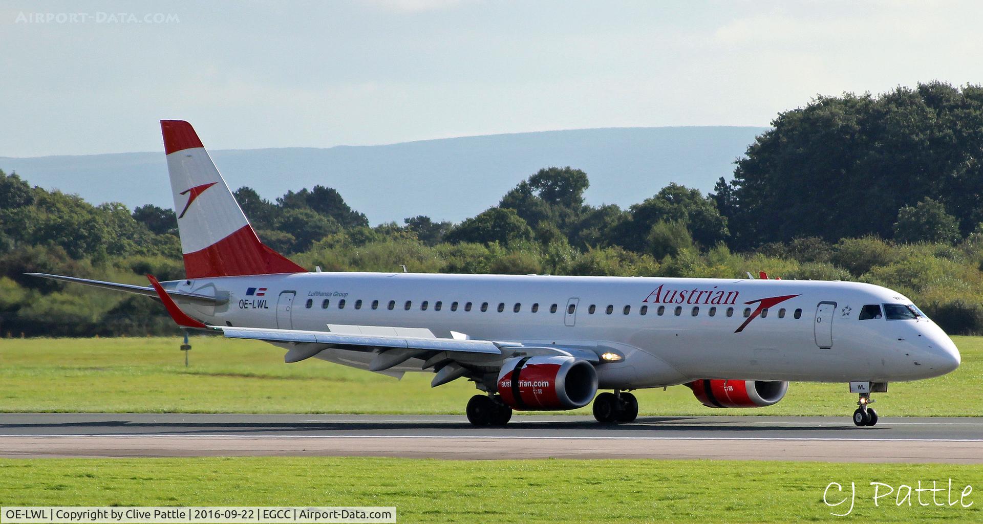 OE-LWL, 2012 Embraer 195LR (ERJ-190-200LR) C/N 19000532, @ EGCC