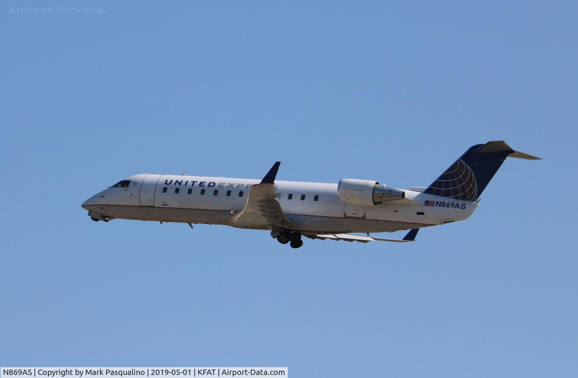 N869AS, 2001 Bombardier CRJ-200ER (CL-600-2B19) C/N 7479, CL-600-2B19