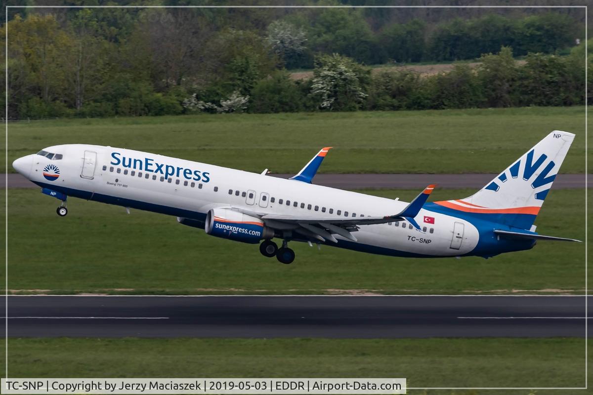 TC-SNP, 2010 Boeing 737-8HC C/N 40777, Boeing 737-8HC
