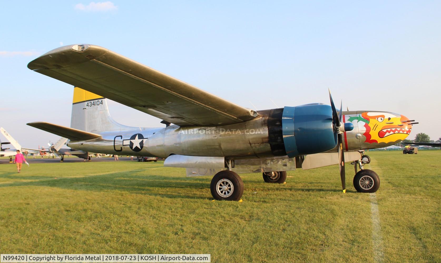 N99420, 1944 Douglas B-26B Invader C/N 27383, Silver Dragon