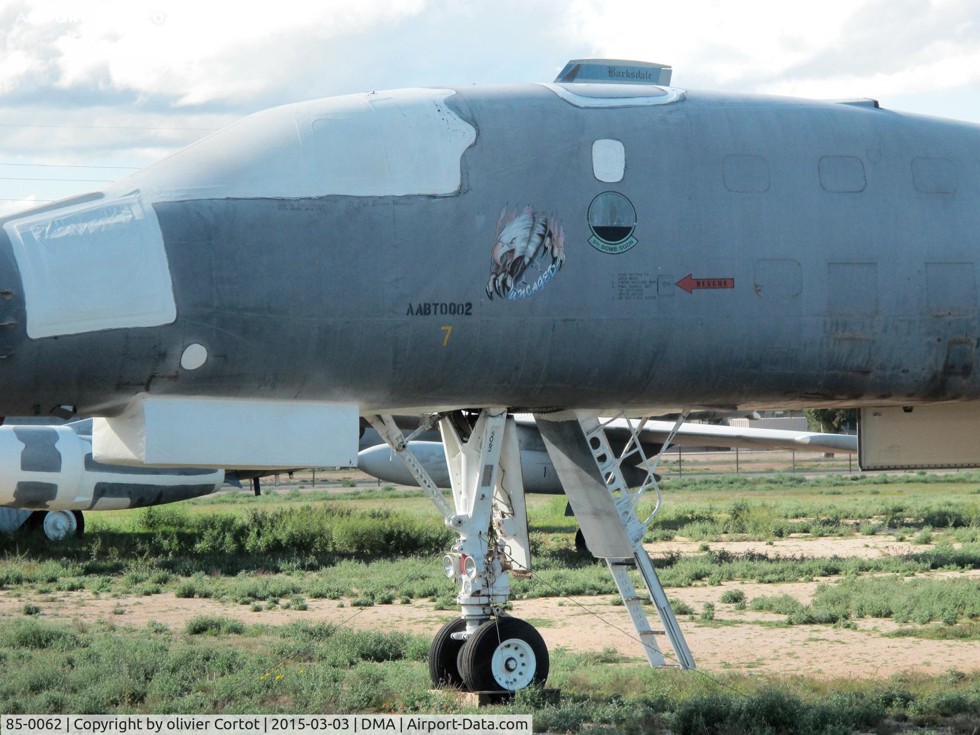 85-0062, 1985 Rockwell B-1B Lancer C/N 22, the nose art