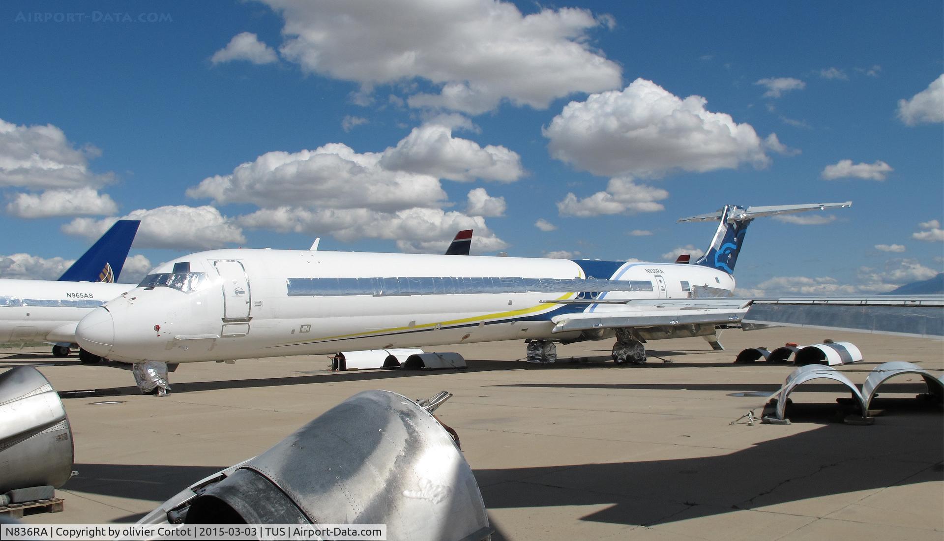 N836RA, 1990 McDonnell Douglas MD-83 (DC-9-83) C/N 53046, to be scrapped