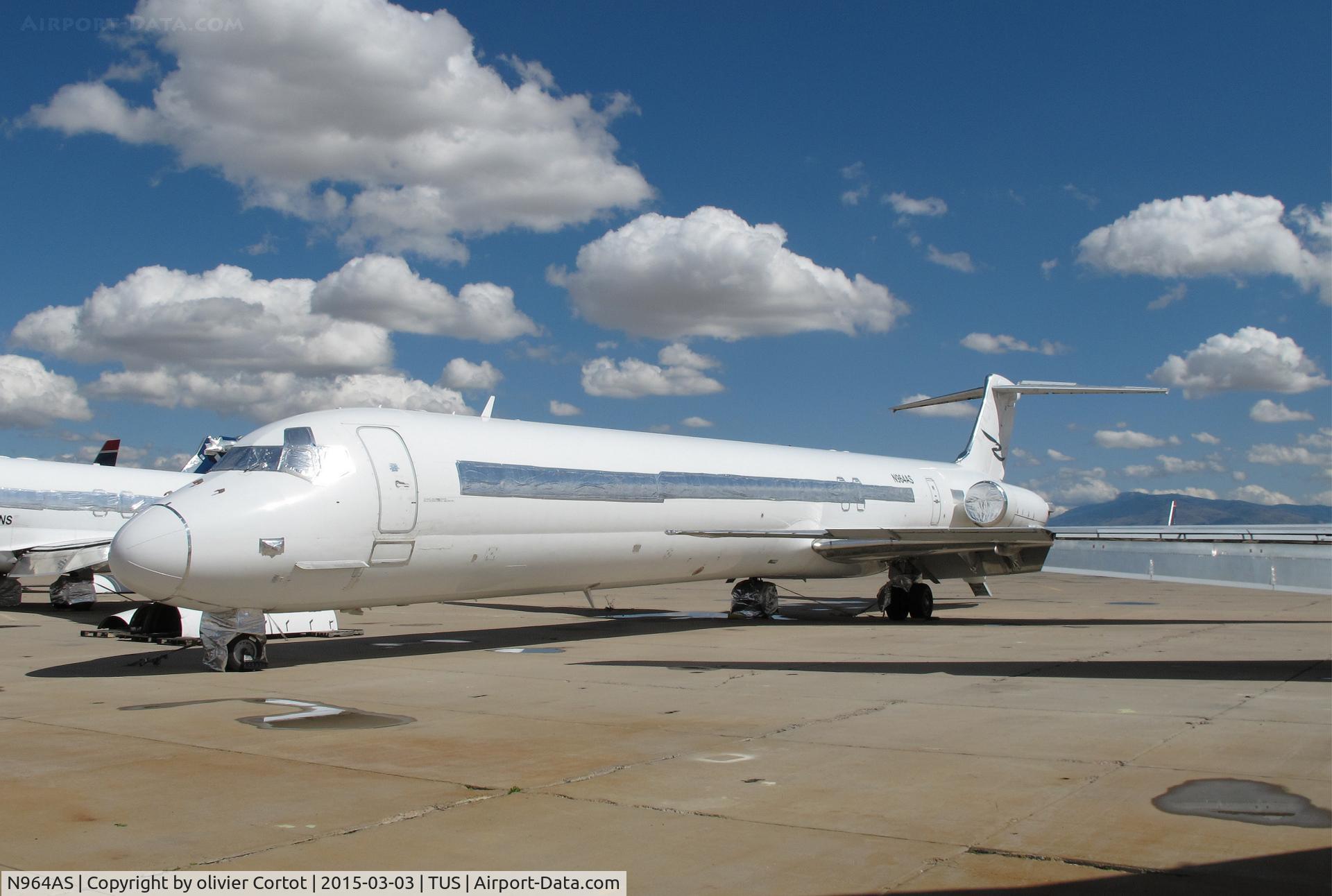 N964AS, 1992 McDonnell Douglas MD-83 (DC-9-83) C/N 53078, to be scrapped