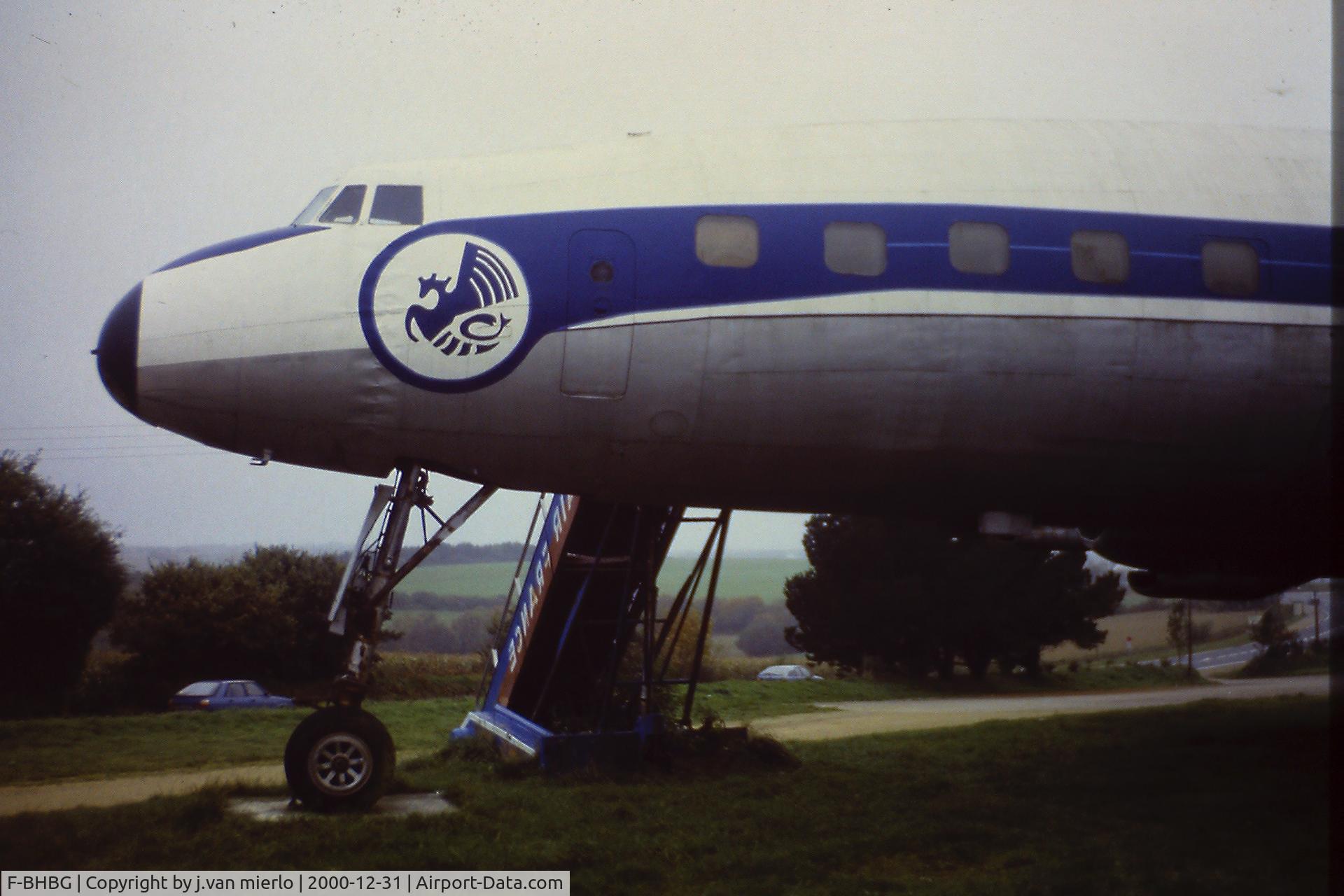 F-BHBG, 1955 Lockheed L-1049G Super Constellation C/N 4626, mid'80s