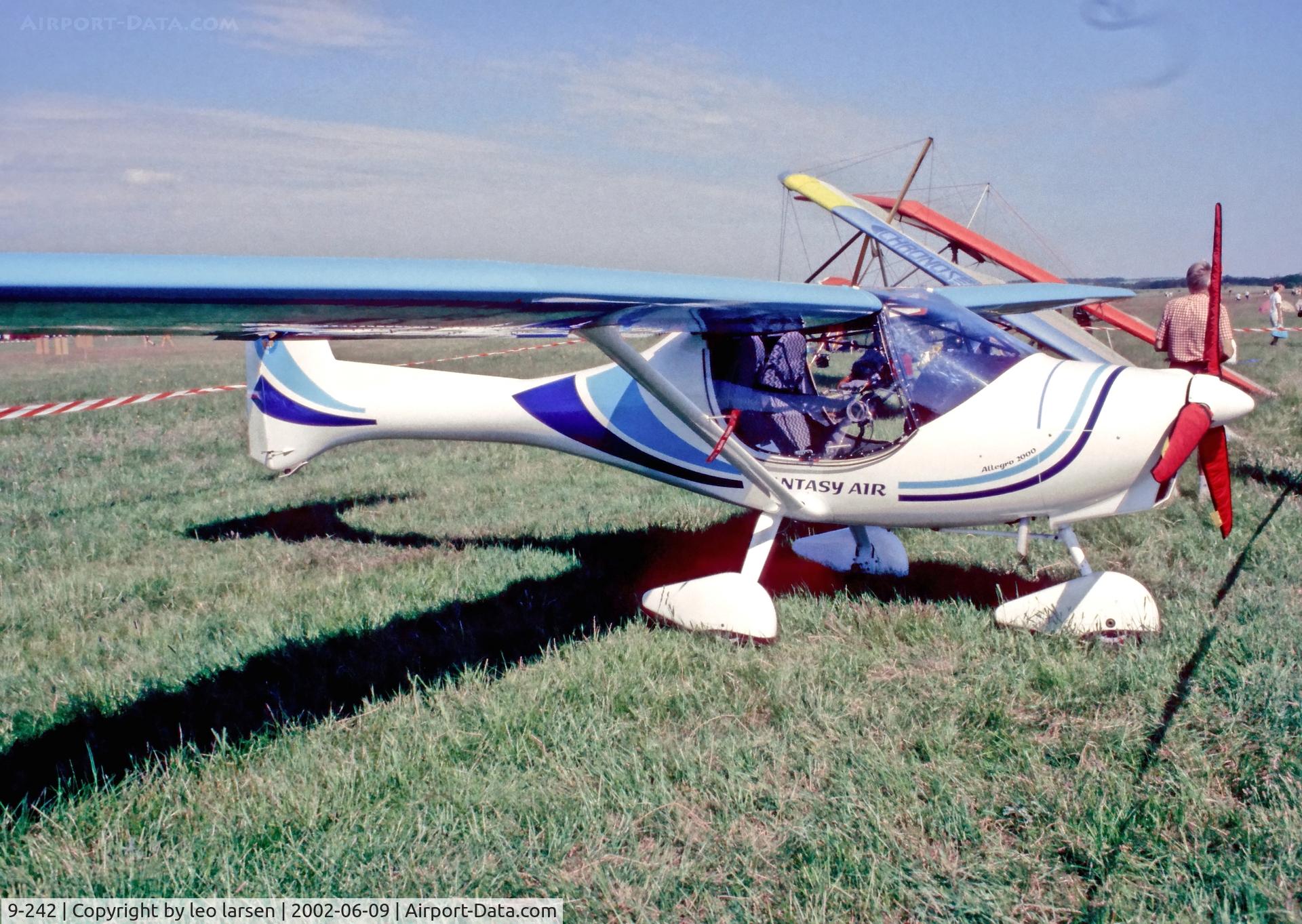9-242, 2003 Fantasy Air Allegro 2000 C/N Not found 9-242, Værløse Air Base 9.6.2002