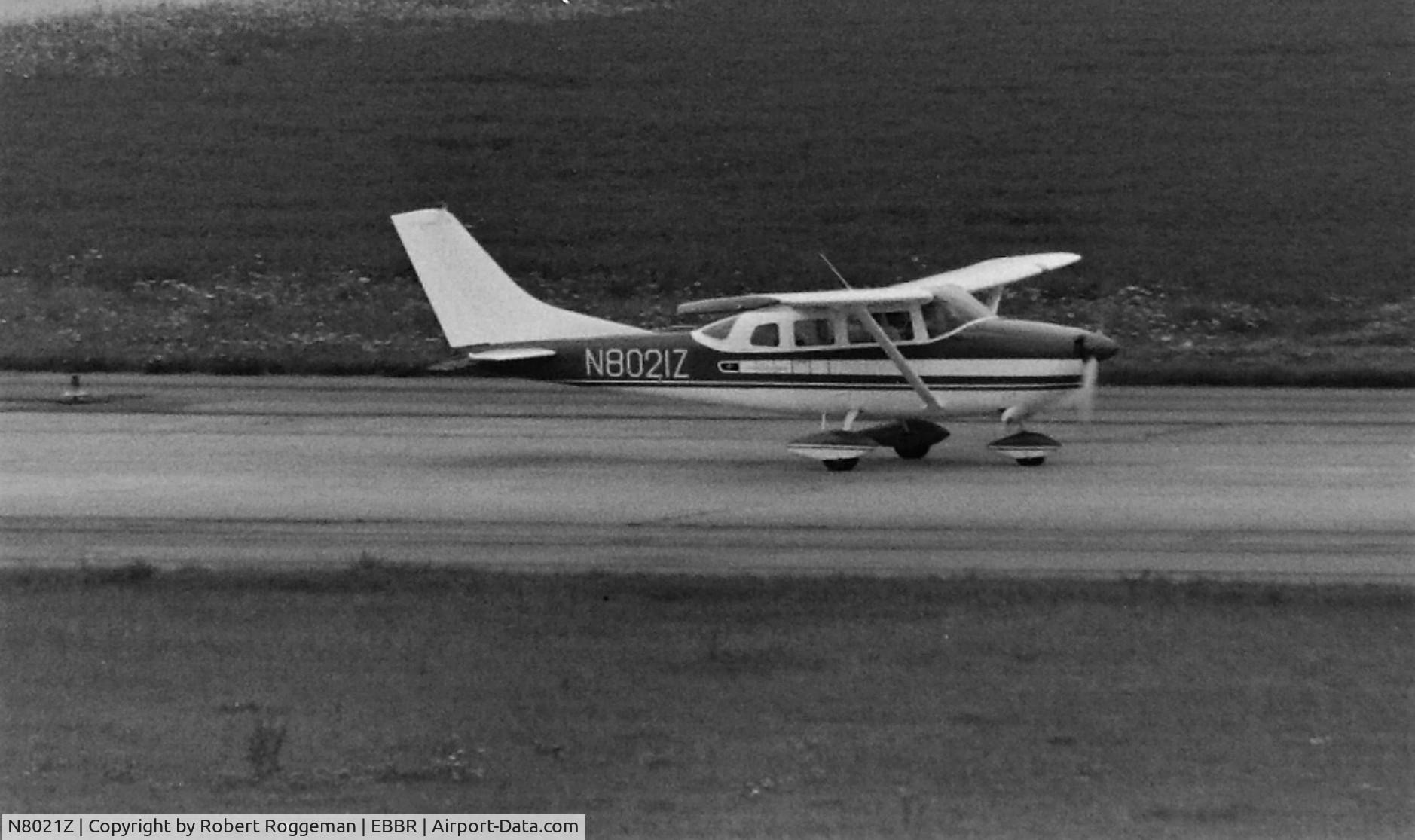 N8021Z, 1965 Cessna U206 Super Skywagon C/N U206-0421, Mid 1960's.