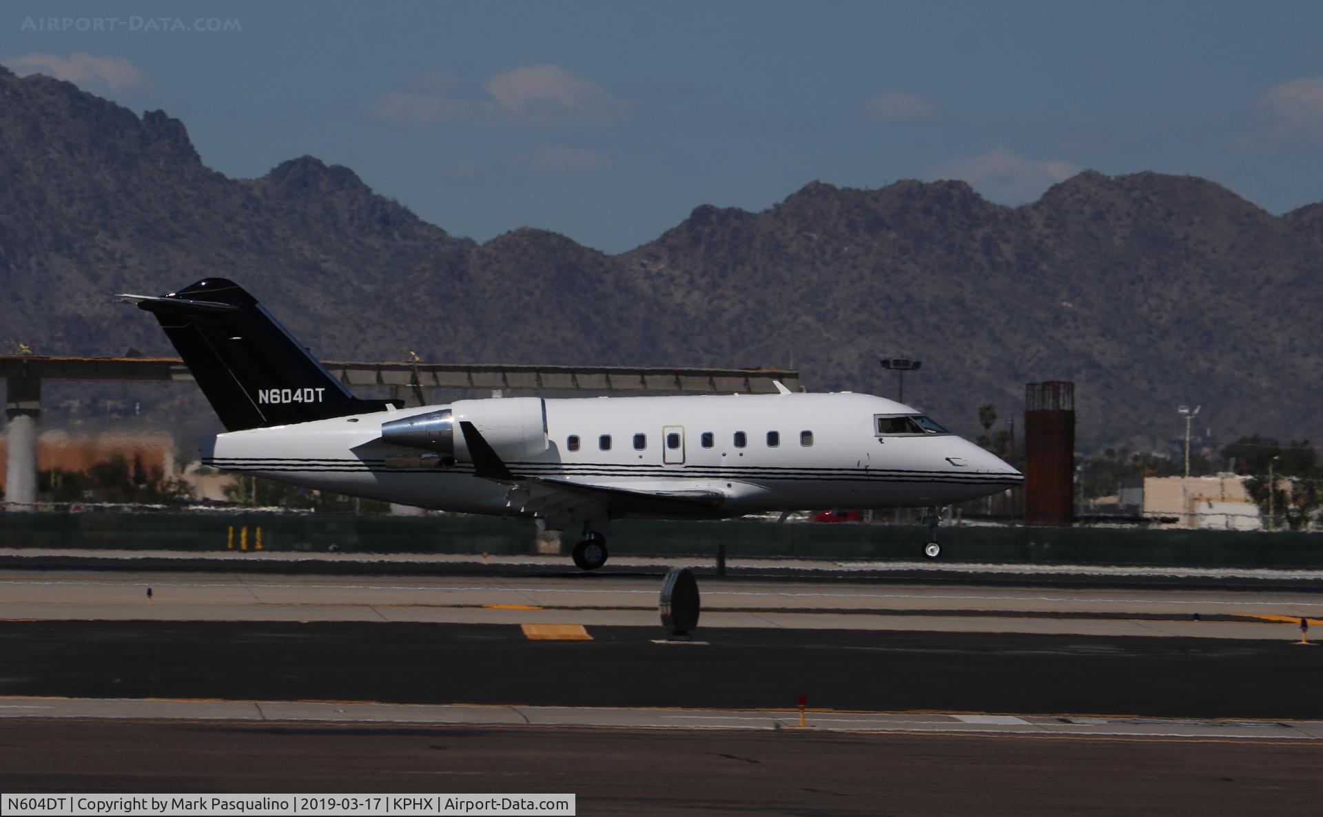 N604DT, 2005 Bombardier Challenger 604 (CL-600-2B16) C/N 5627, Challenger 604