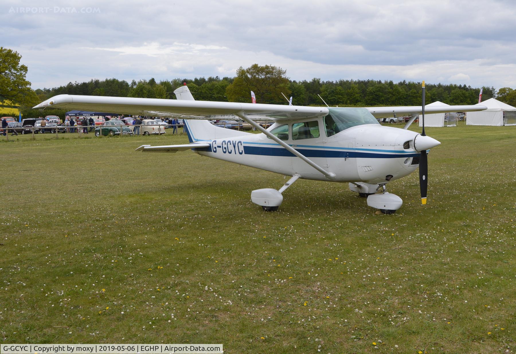 G-GCYC, 1980 Reims F182Q Skylane C/N 0157, Reims F182Q Skylane at Popham. Ex F-GCYC