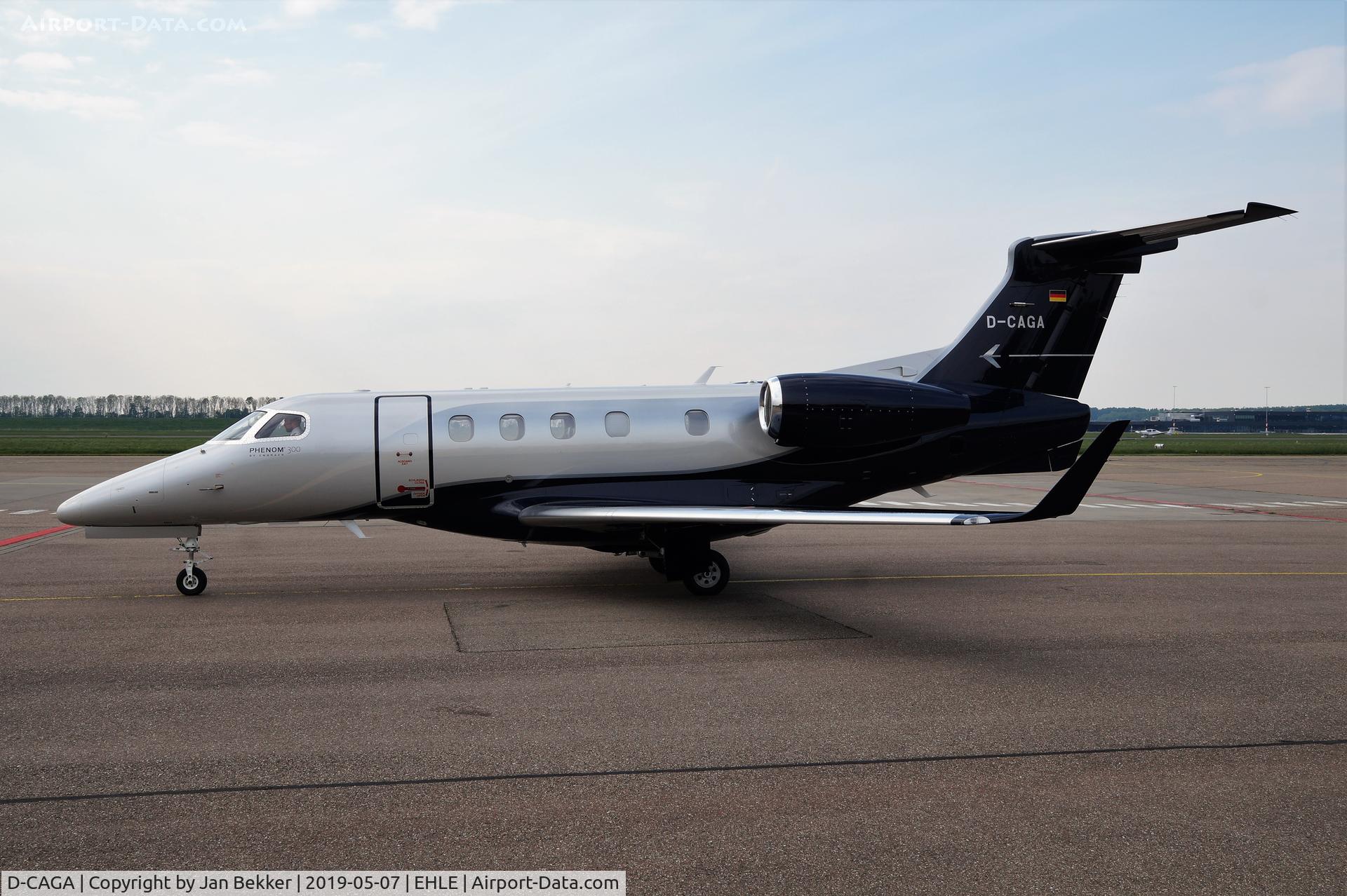 D-CAGA, 2017 Embraer EMB-505 Phenom 300 C/N 50500376, Lelystad Airport