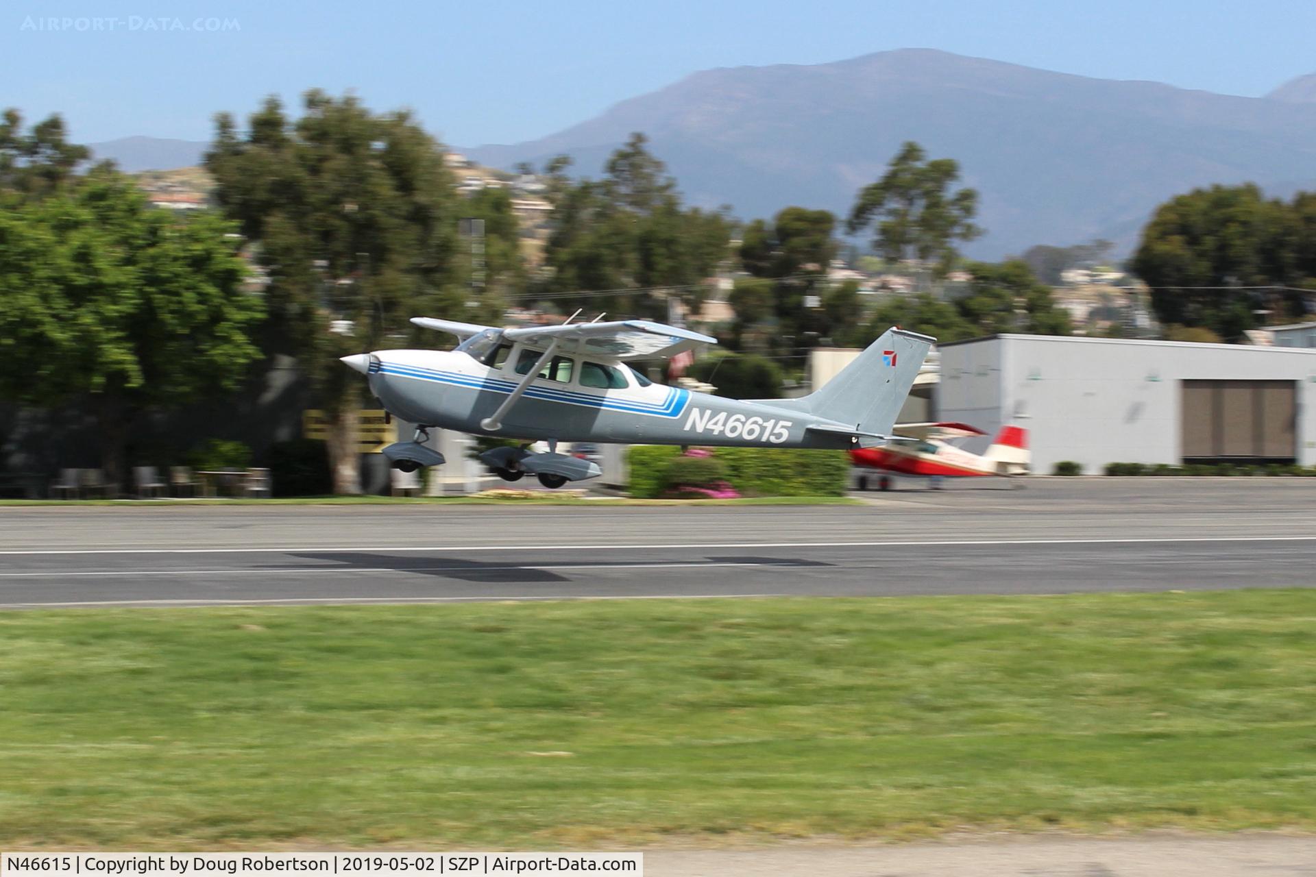 N46615, 1968 Cessna 172K Skyhawk C/N 17257385, 1968 Cessna 172K SKYHAWK, Lycoming O-320-E2D 150 Hp, takeoff climb Rwy 22