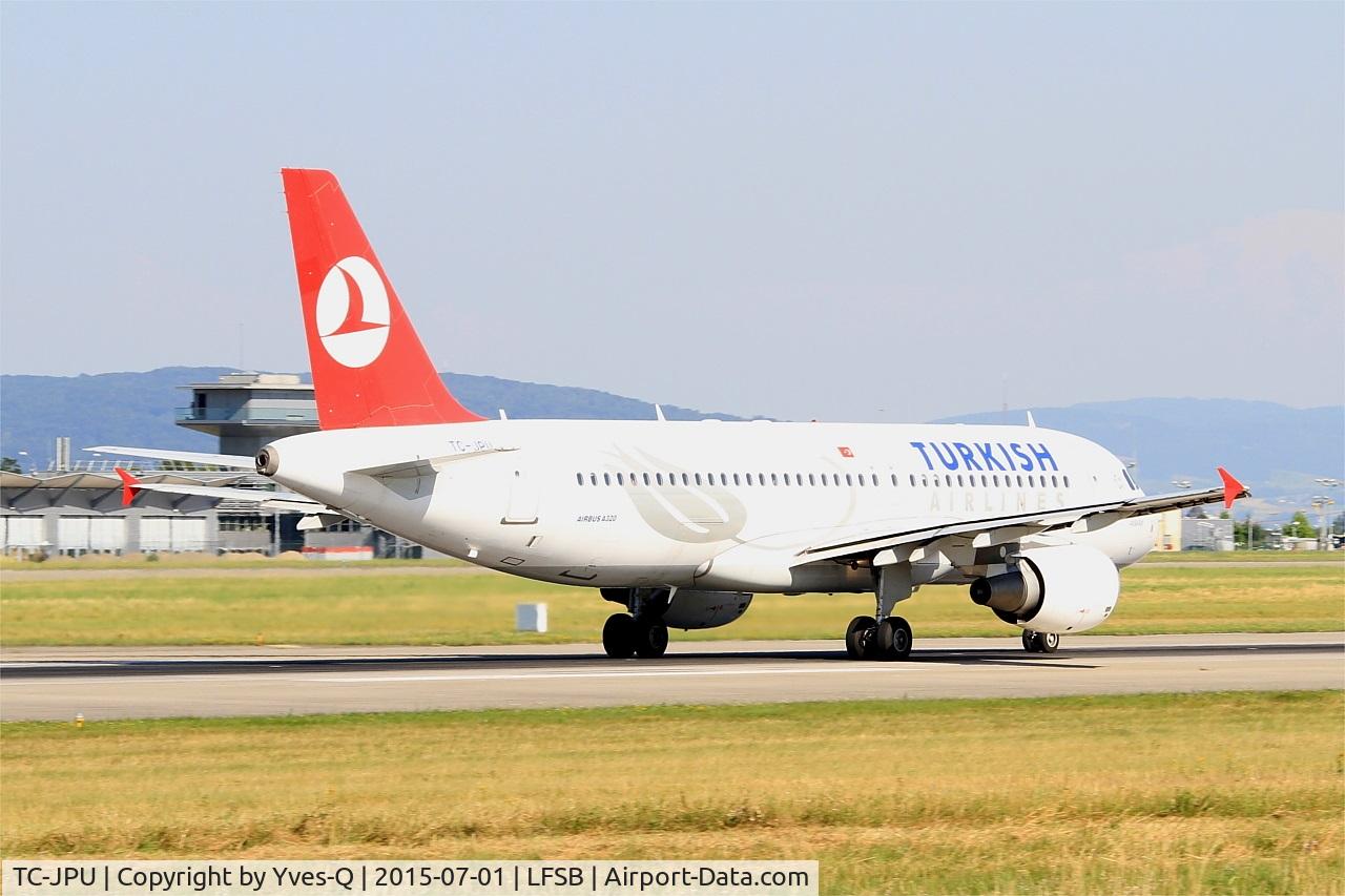 TC-JPU, 2009 Airbus A320-214 C/N 3896, Airbus A320-214, Take off run rwy 15, Bâle-Mulhouse-Fribourg airport (LFSB-BSL)