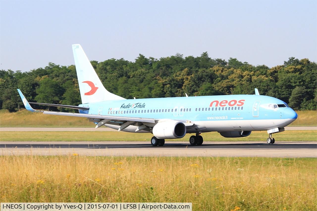 I-NEOS, 2002 Boeing 737-86N C/N 32733, Boeing 737-86N, Landing rwy 15, Bâle-Mulhouse-Fribourg airport (LFSB-BSL)
