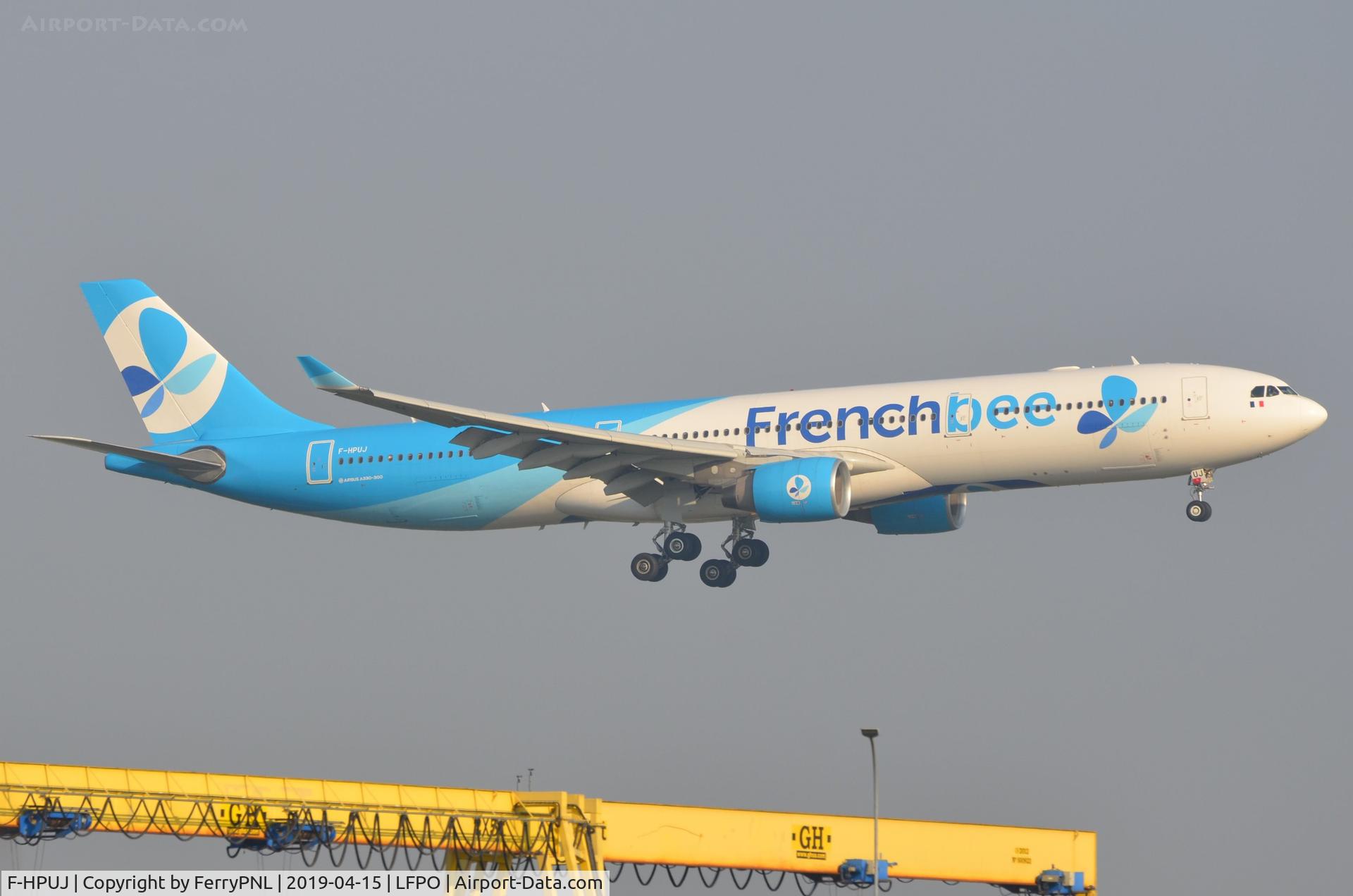 F-HPUJ, 2016 Airbus A330-232 C/N 1727, French Bee A333 landing in Orly.