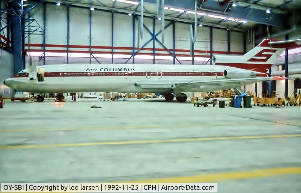 OY-SBI, 1983 Boeing 727-270 C/N 23052, CPH in HG 25.11.1992.lease to air columbus.