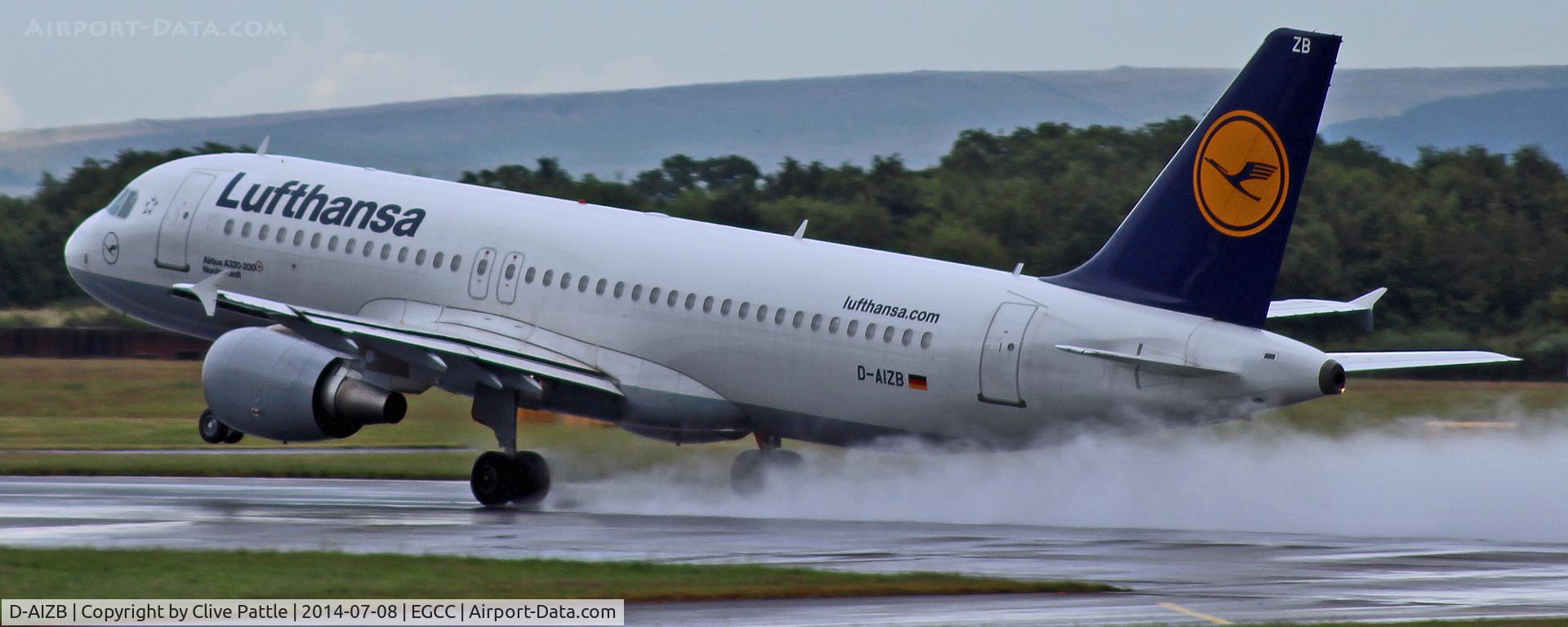 D-AIZB, 2009 Airbus A320-214 C/N 4120, @ EGCC