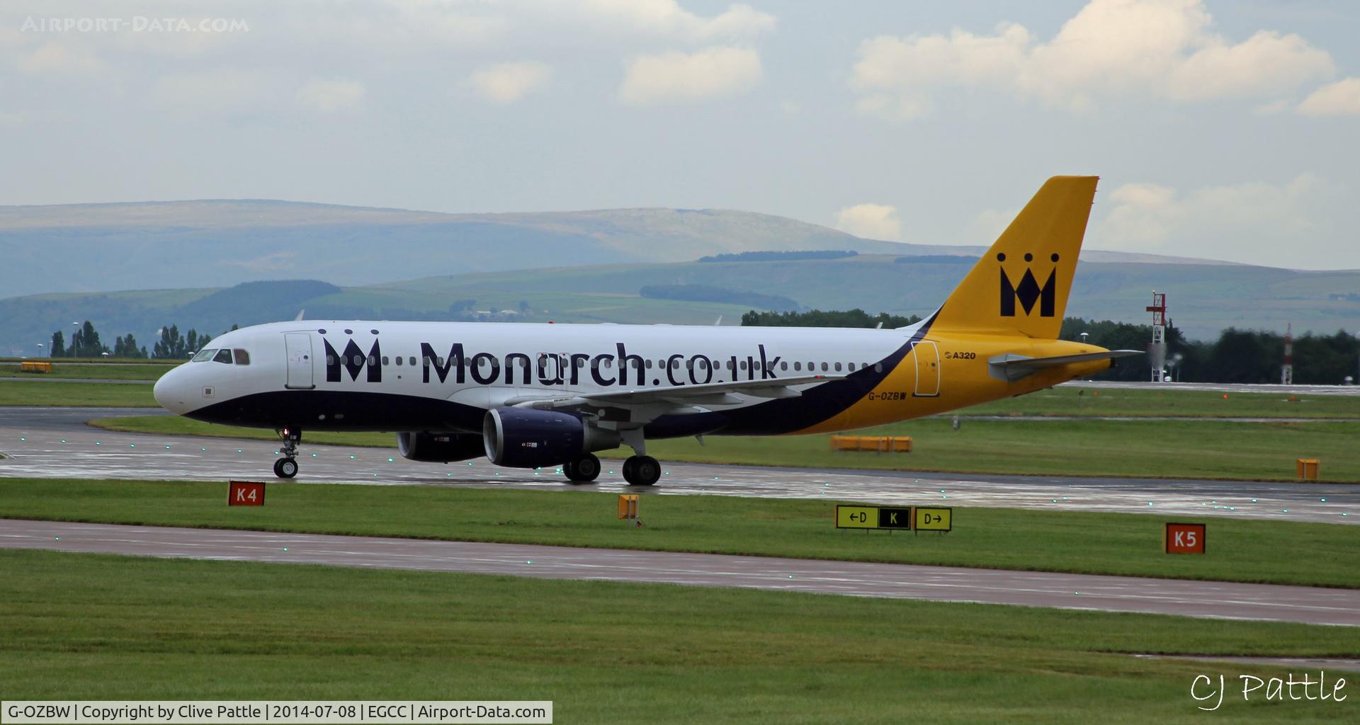 G-OZBW, 2001 Airbus A320-214 C/N 1571, @ EGCC