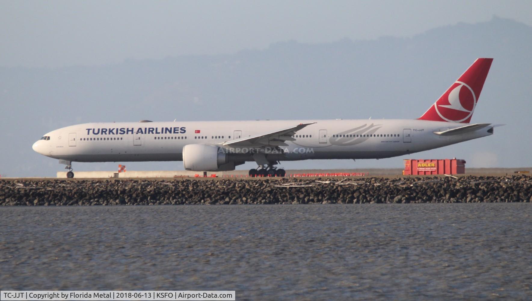 TC-JJT, 2014 Boeing 777-3F2/ER C/N 44118, Turkish