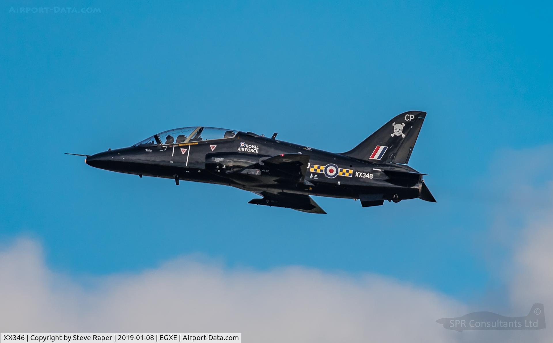XX346, 1981 Hawker Siddeley Hawk T.1A C/N 195/312170, Departing RAF Leeming