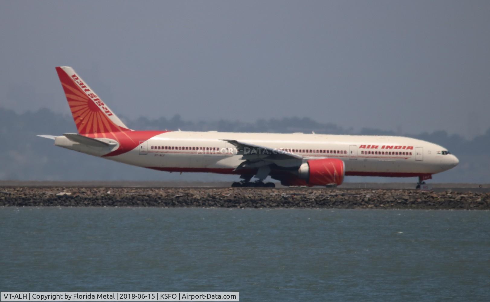 VT-ALH, 2009 Boeing 777-237/LR C/N 36307, Air India