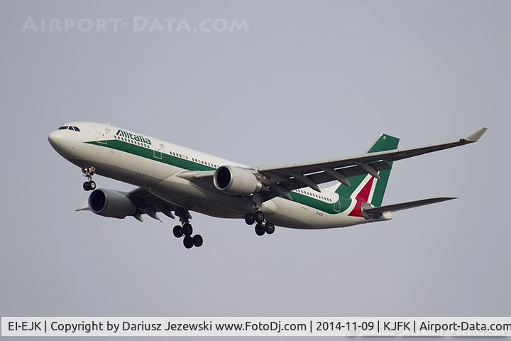 EI-EJK, 2011 Airbus A330-202 C/N 1252, Airbus A330-202 - Alitalia  C/N 1252, EI-EJK