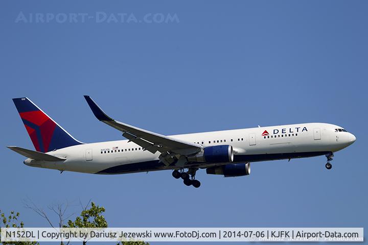 N152DL, 1990 Boeing 767-3P6 C/N 24984, Boeing 767-3P6/ER - Delta Air Lines  C/N 24984, N152DL