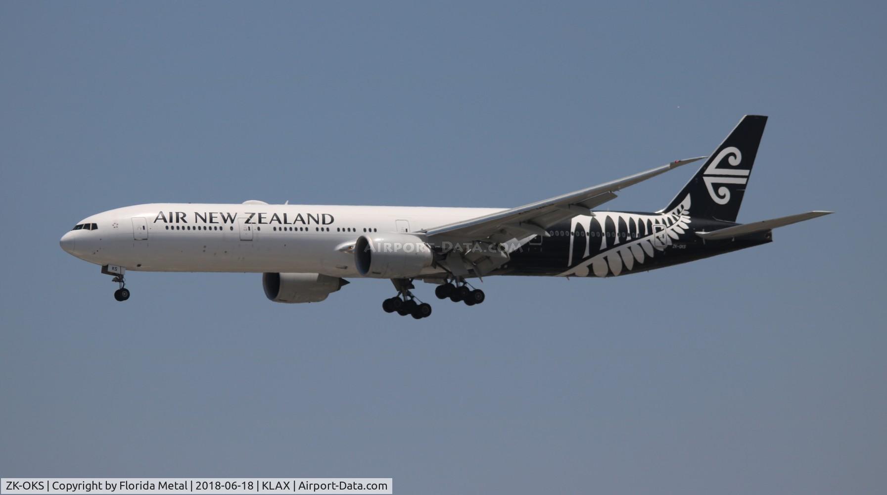 ZK-OKS, 2014 Boeing 777-306/ER C/N 44547, Air New Zealand